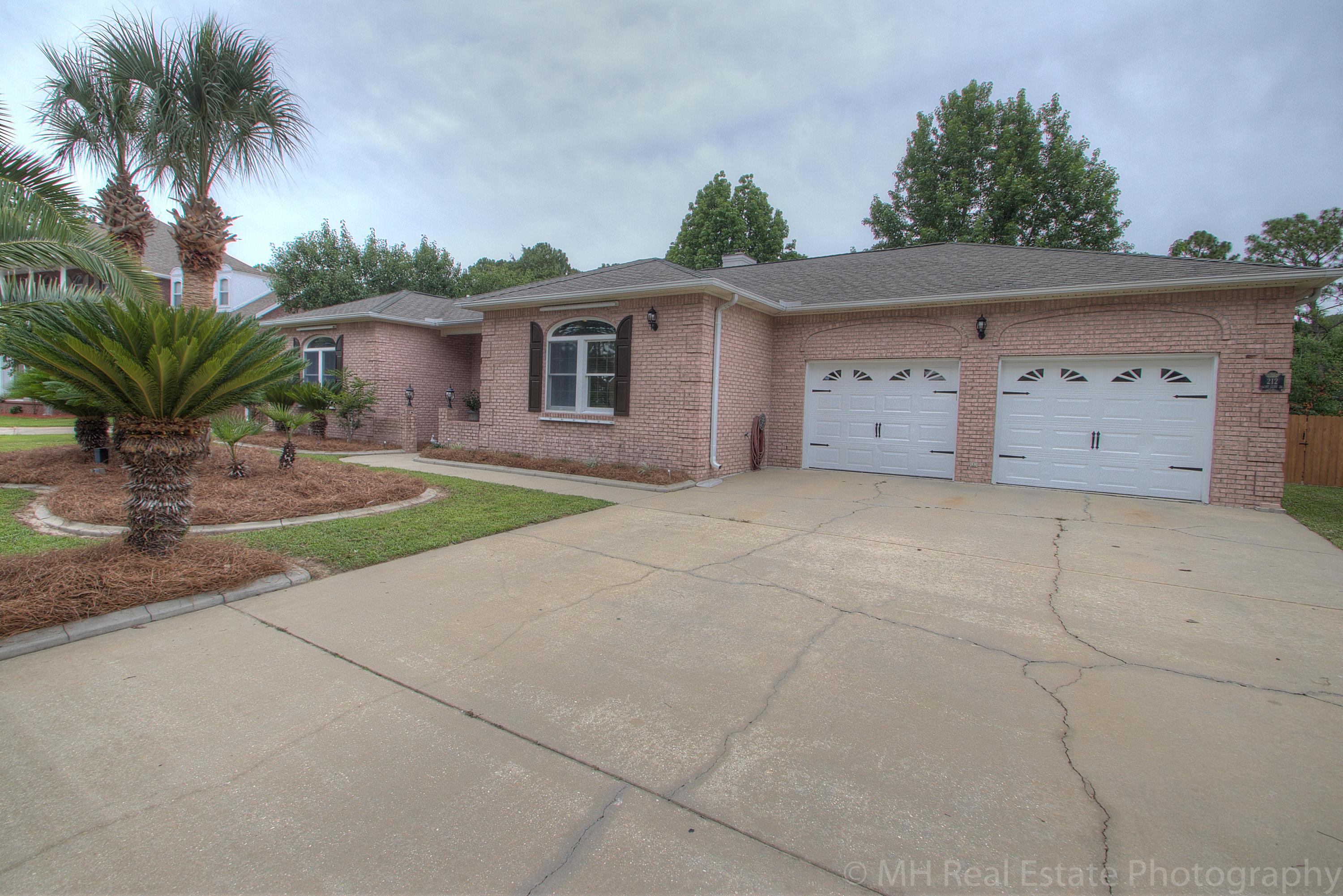 DANA POINTE - Residential