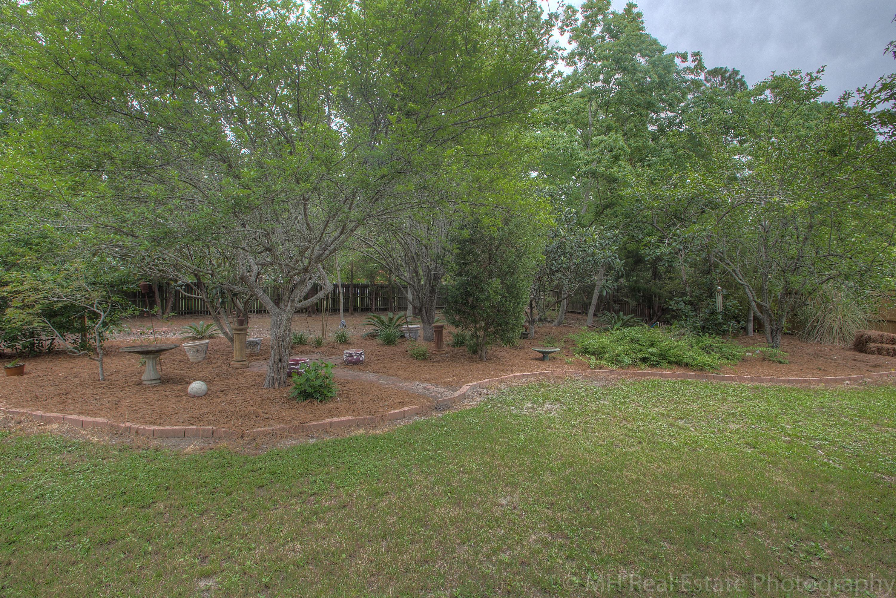 DANA POINTE - Residential