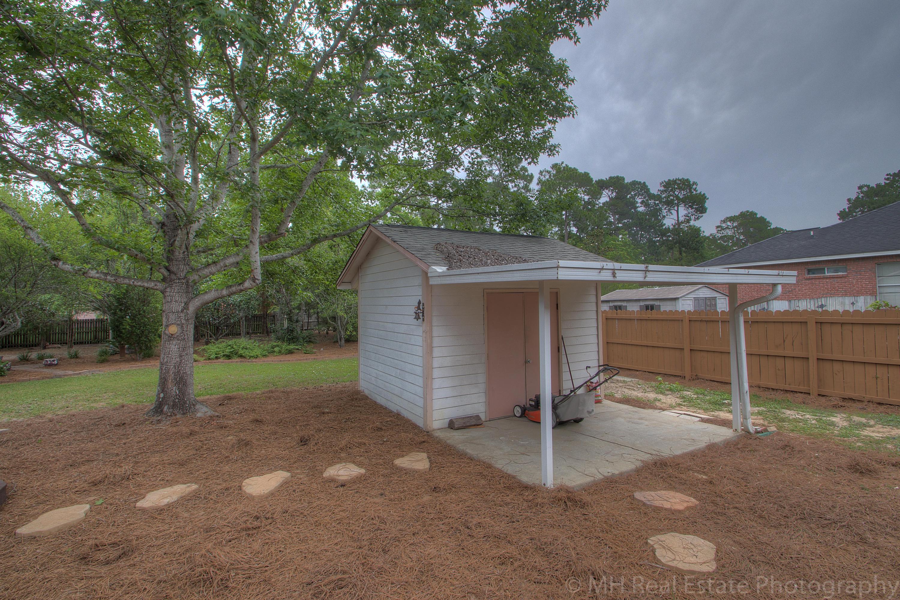 DANA POINTE - Residential