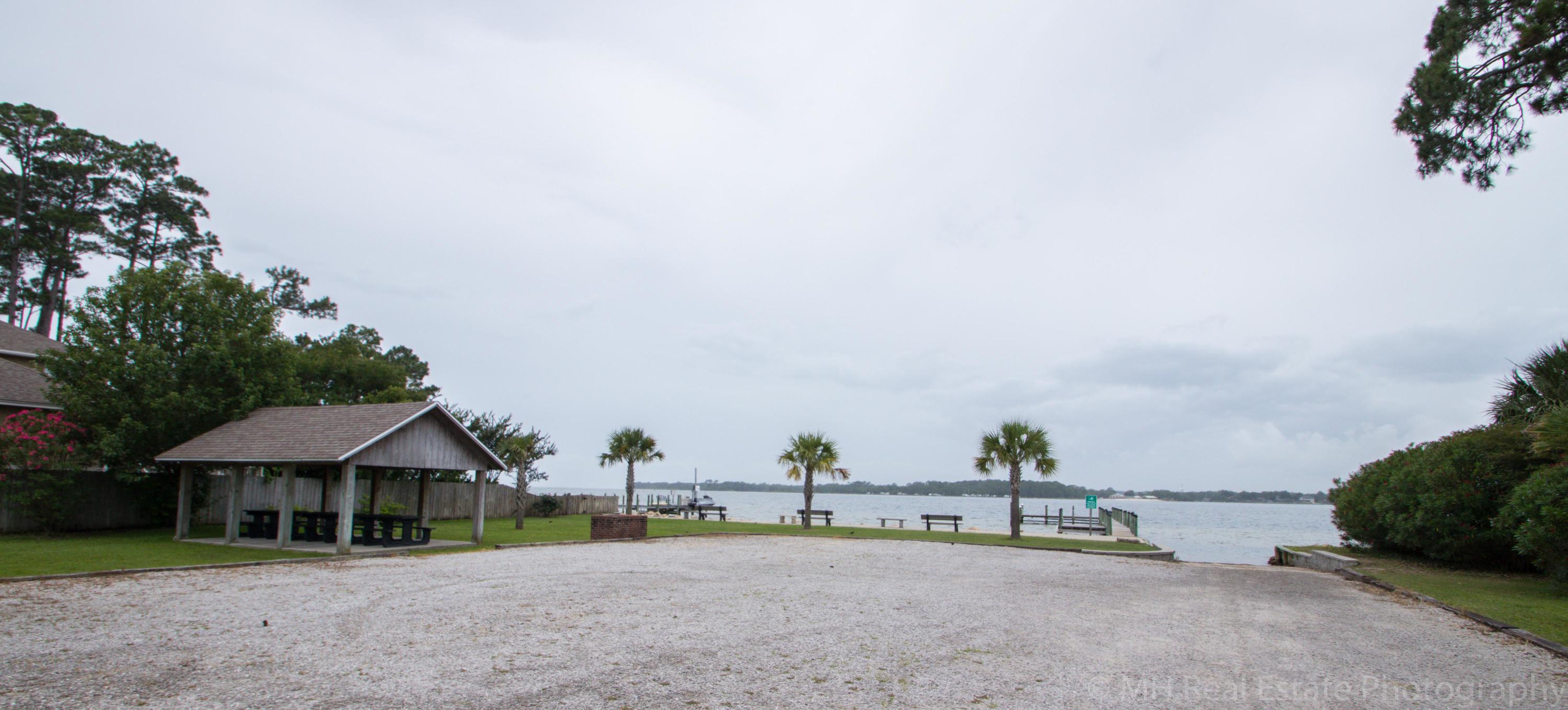 DANA POINTE - Residential