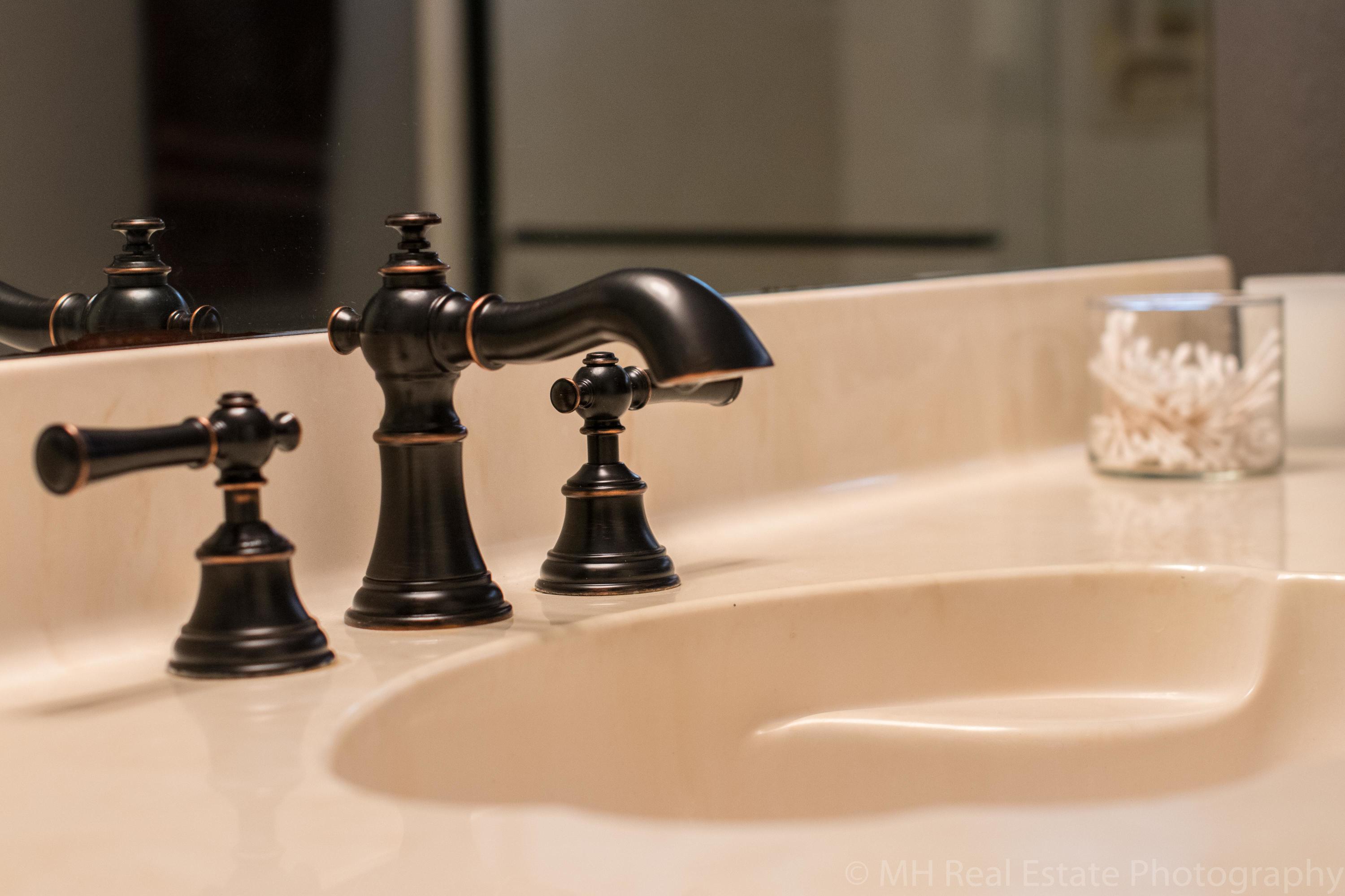 DANA POINTE - Residential