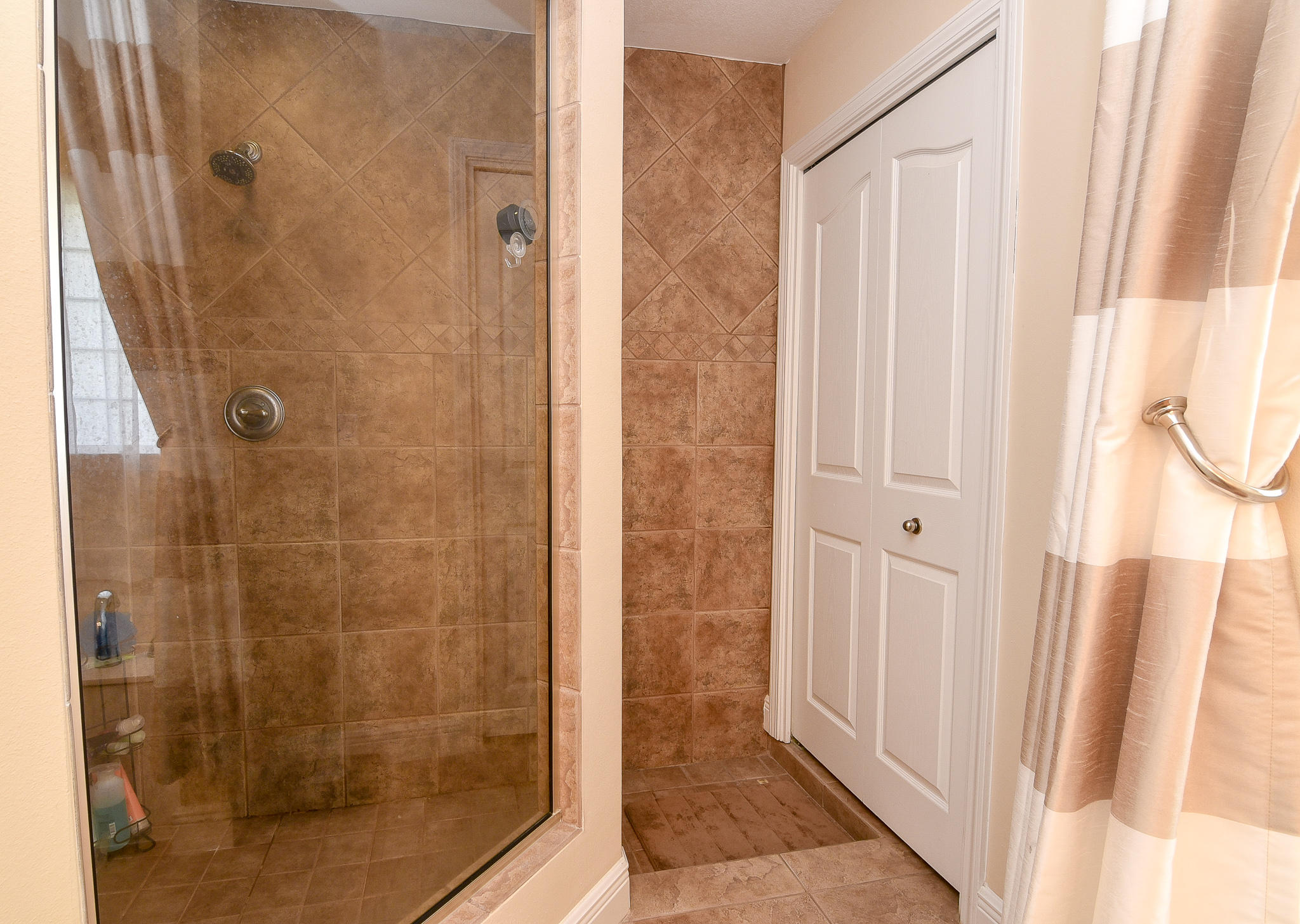 CREEKS EDGE THE - Residential