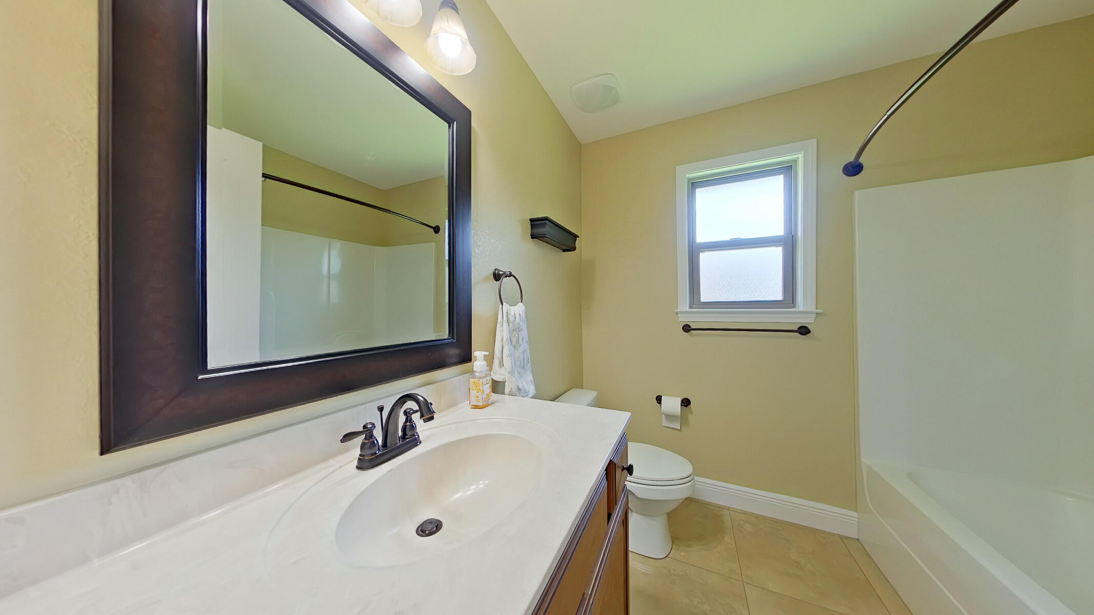 HOLLEY BY THE SEA - Residential