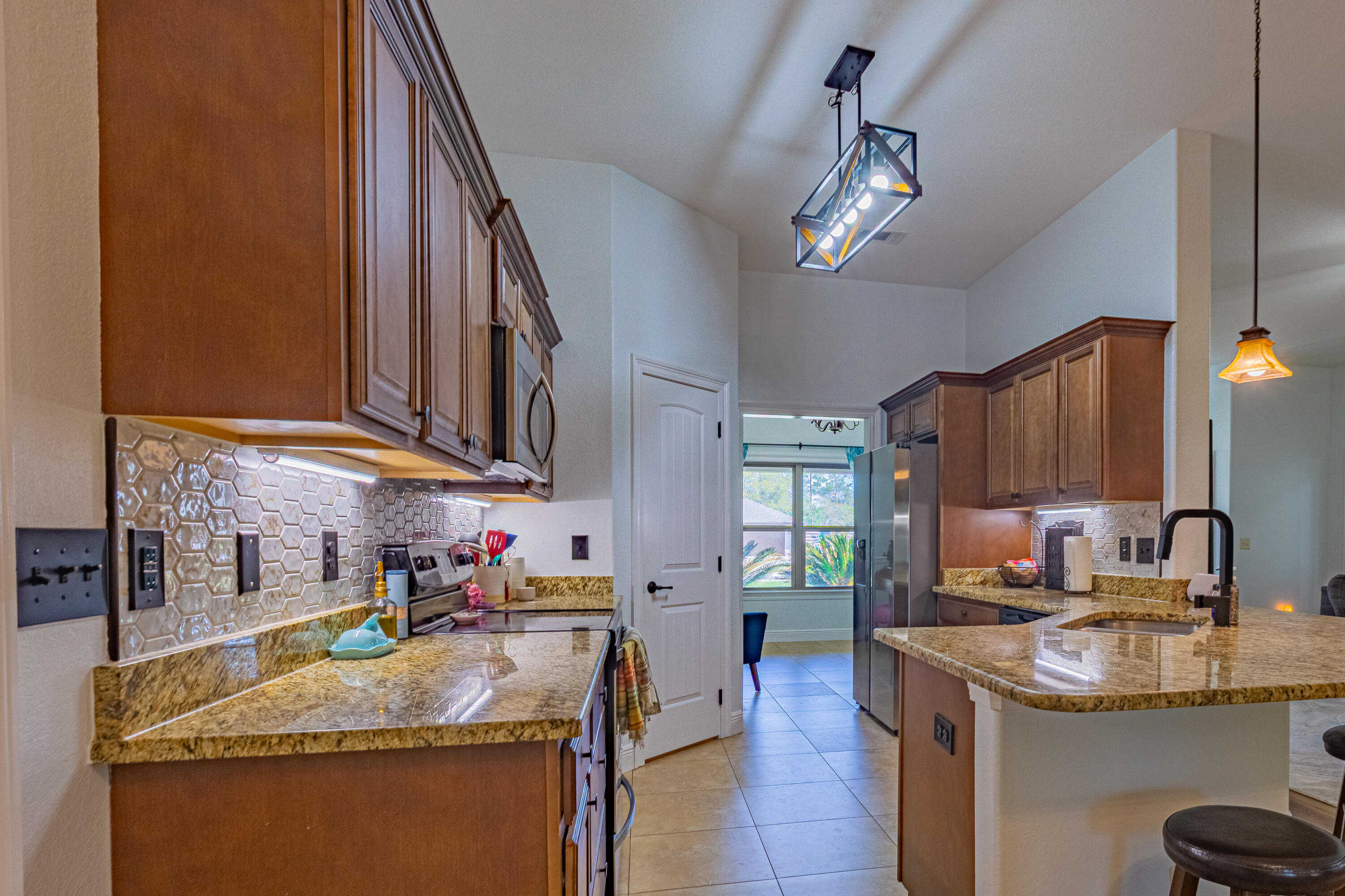 HOLLEY BY THE SEA - Residential