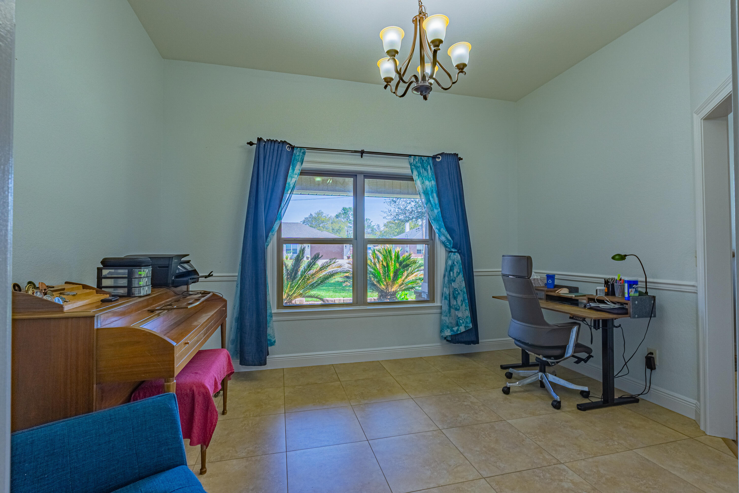 HOLLEY BY THE SEA - Residential