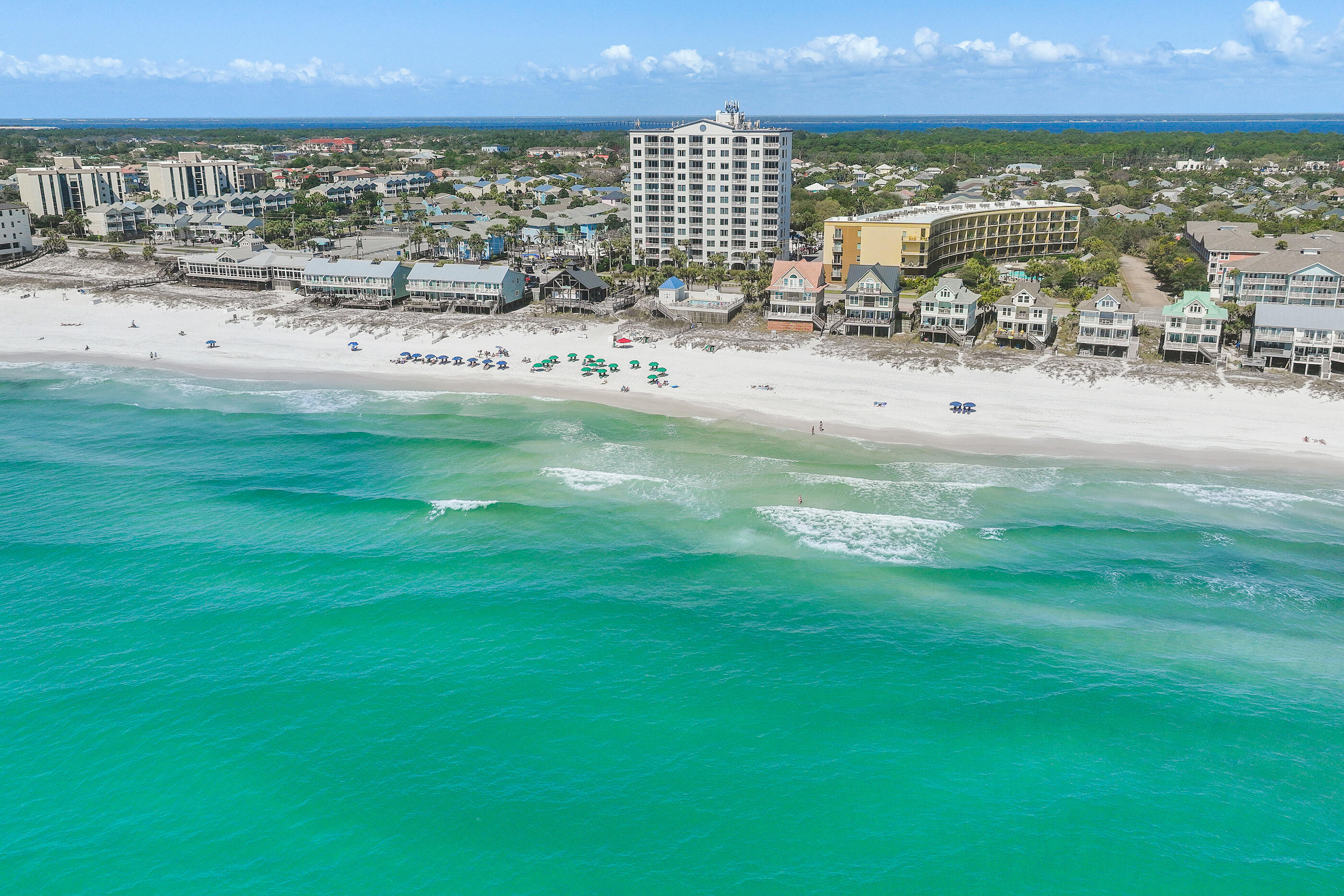 LEEWARD KEY - Residential