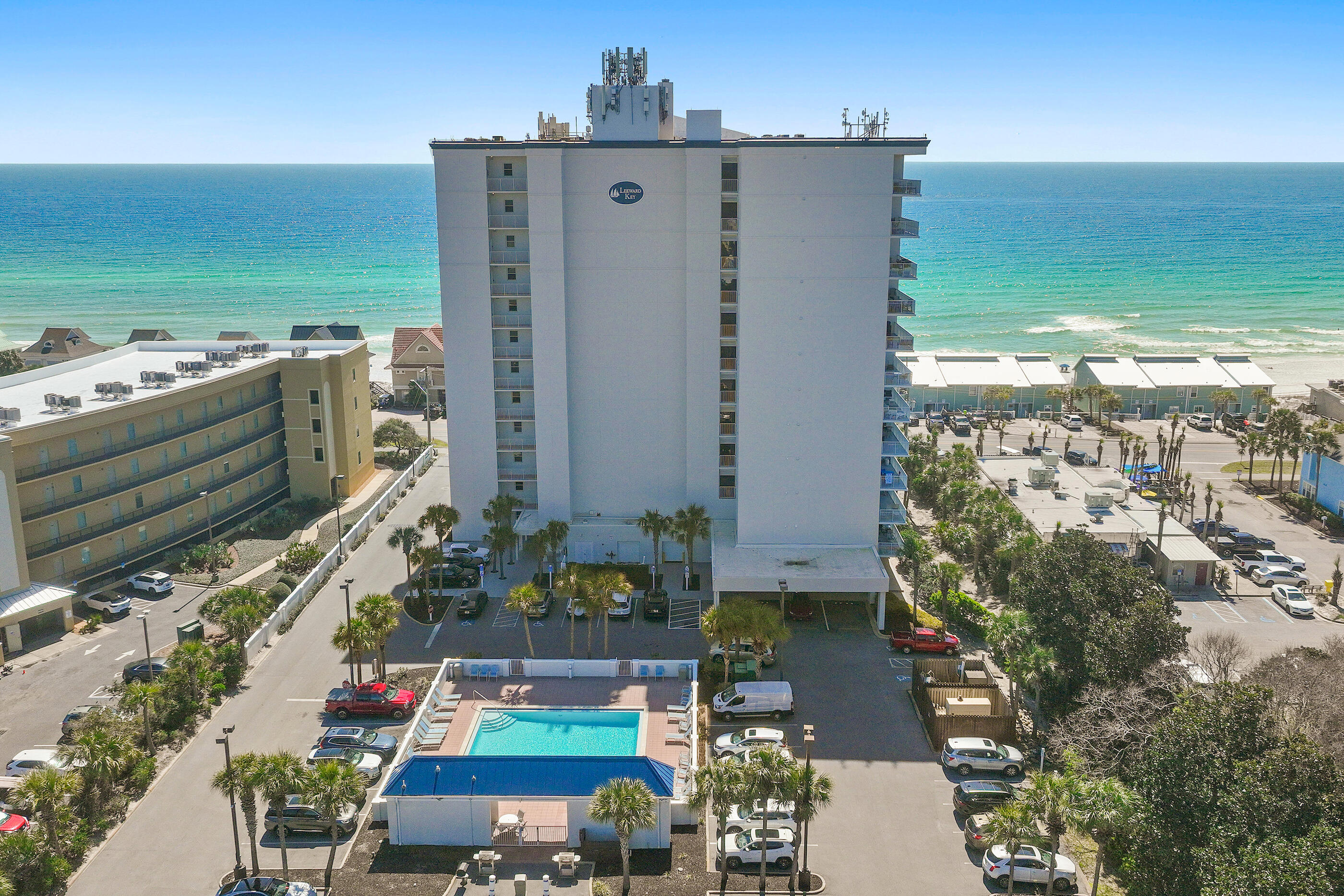 LEEWARD KEY - Residential