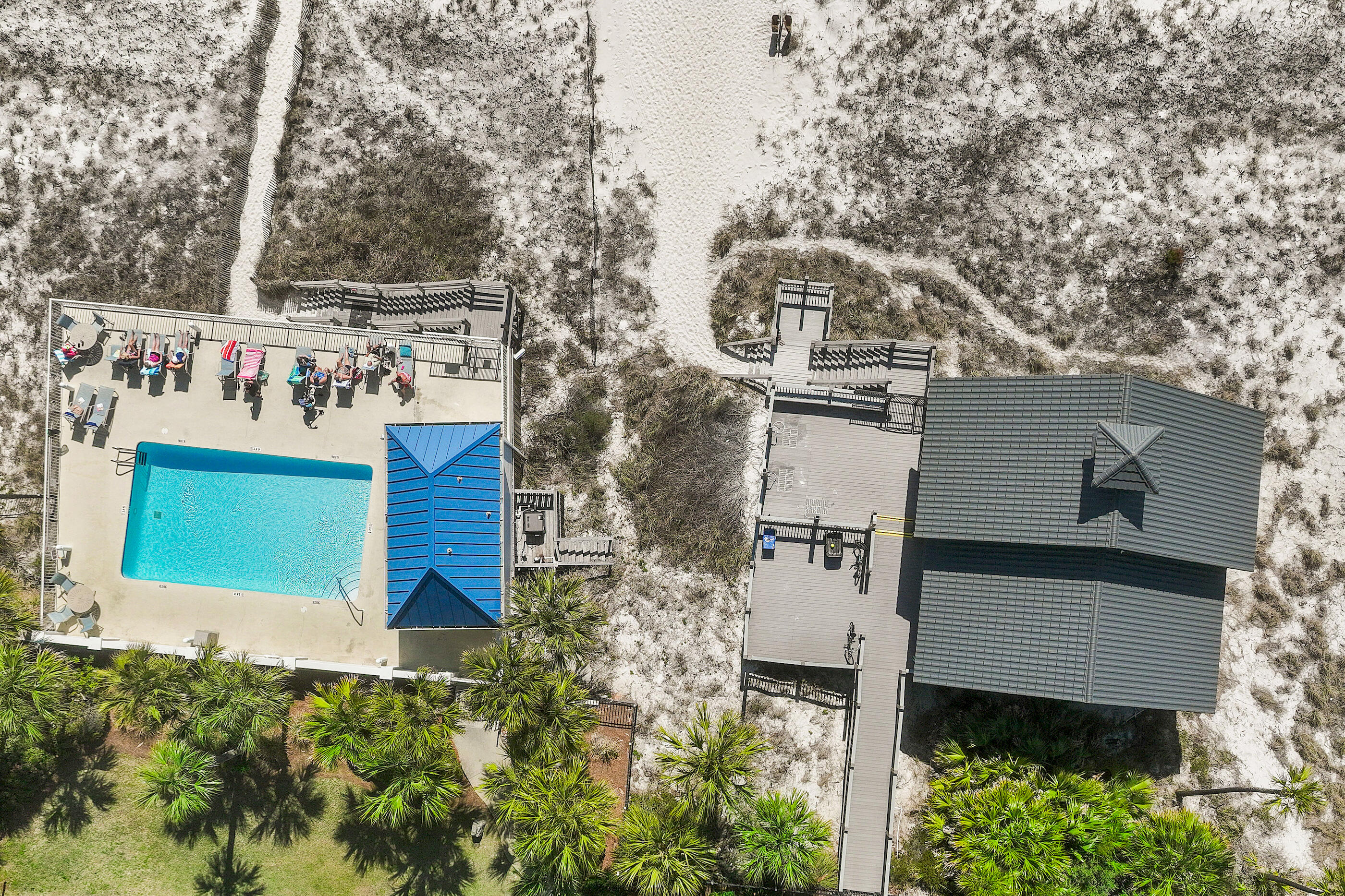 LEEWARD KEY - Residential