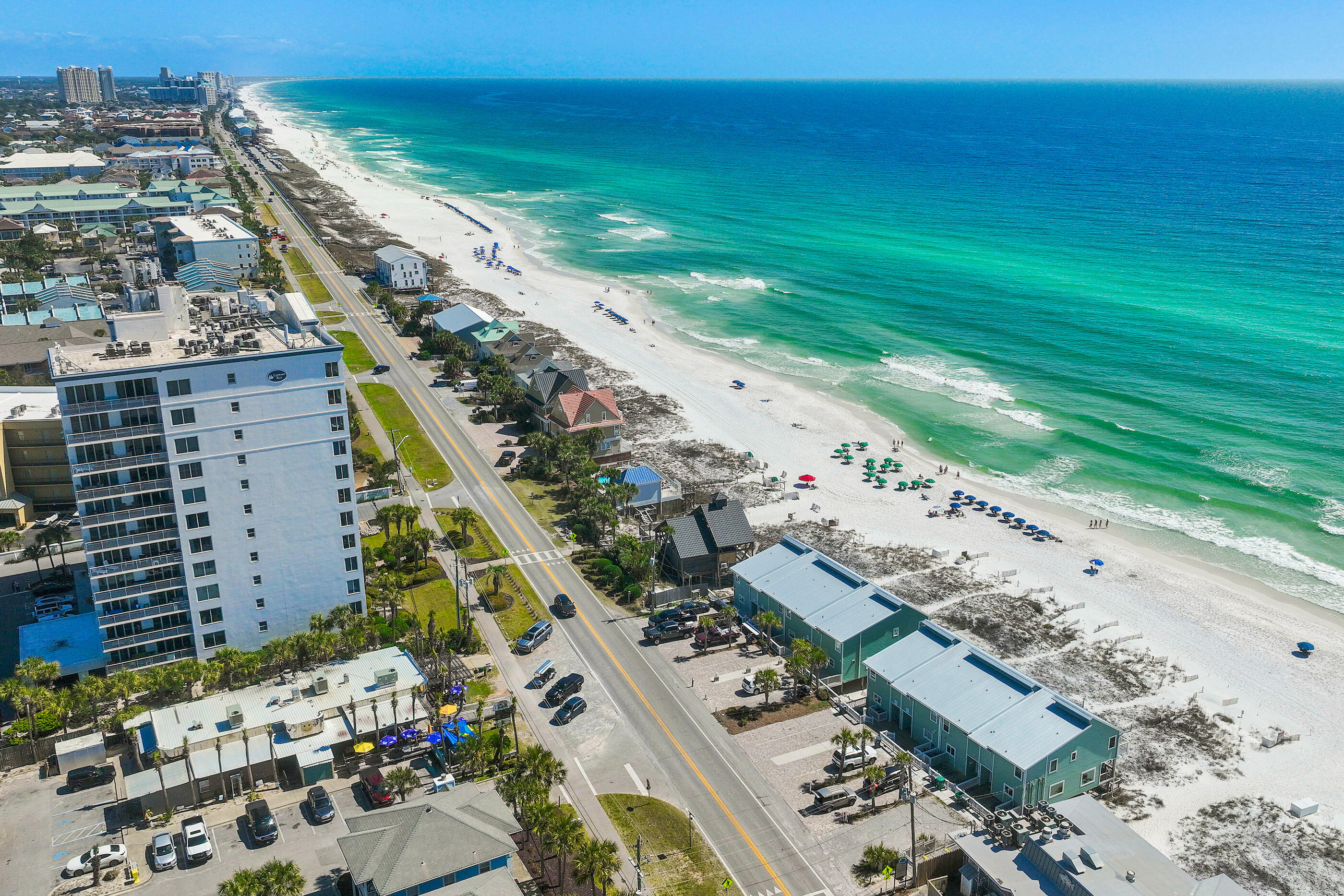 LEEWARD KEY - Residential