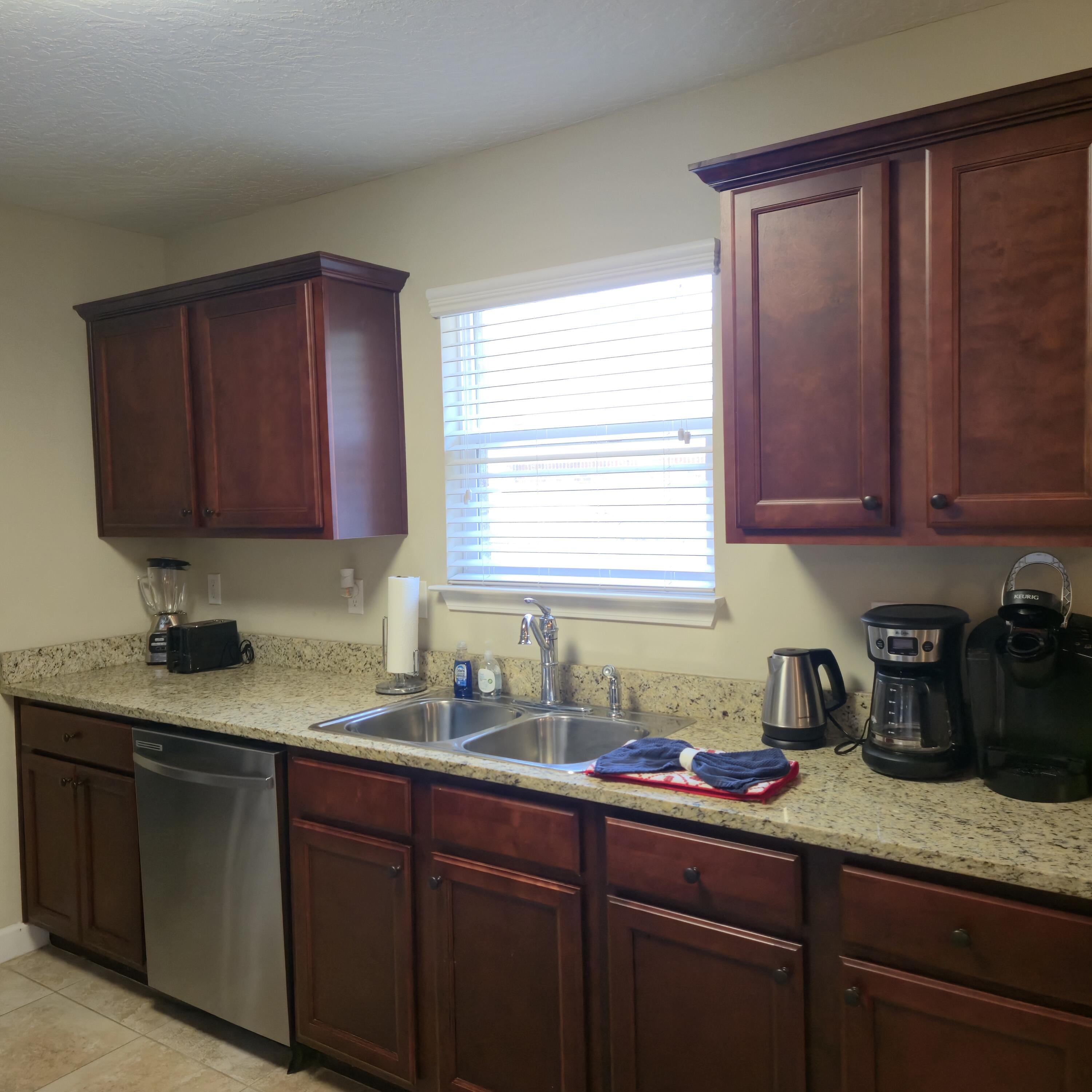 METES & BOUNDS - Residential Lease