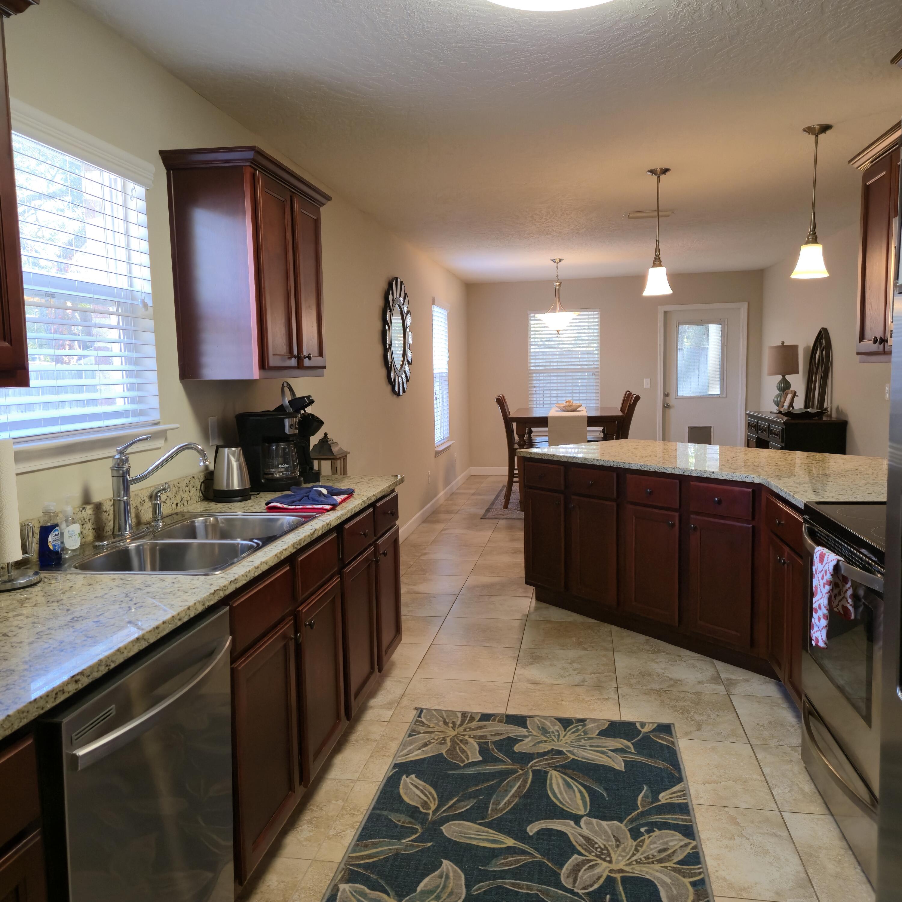 METES & BOUNDS - Residential Lease