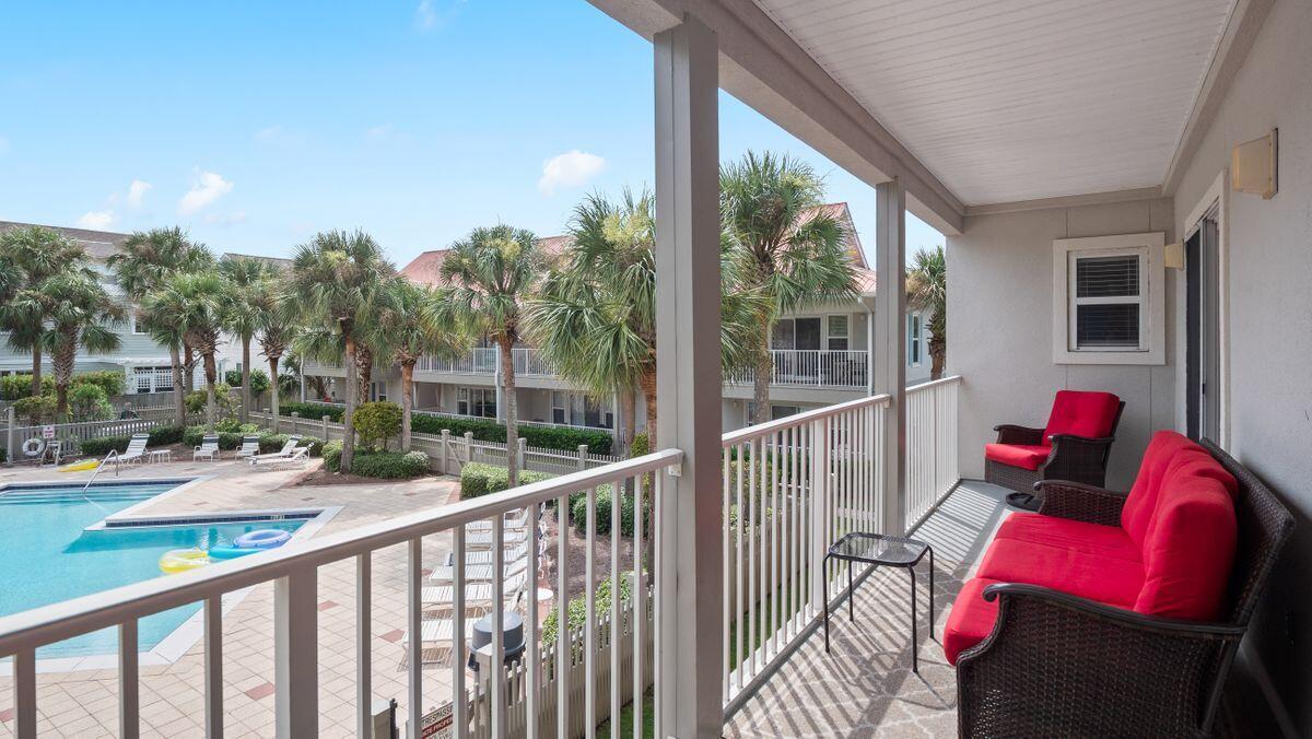 ROLLIN TIDE VILLAS - Residential