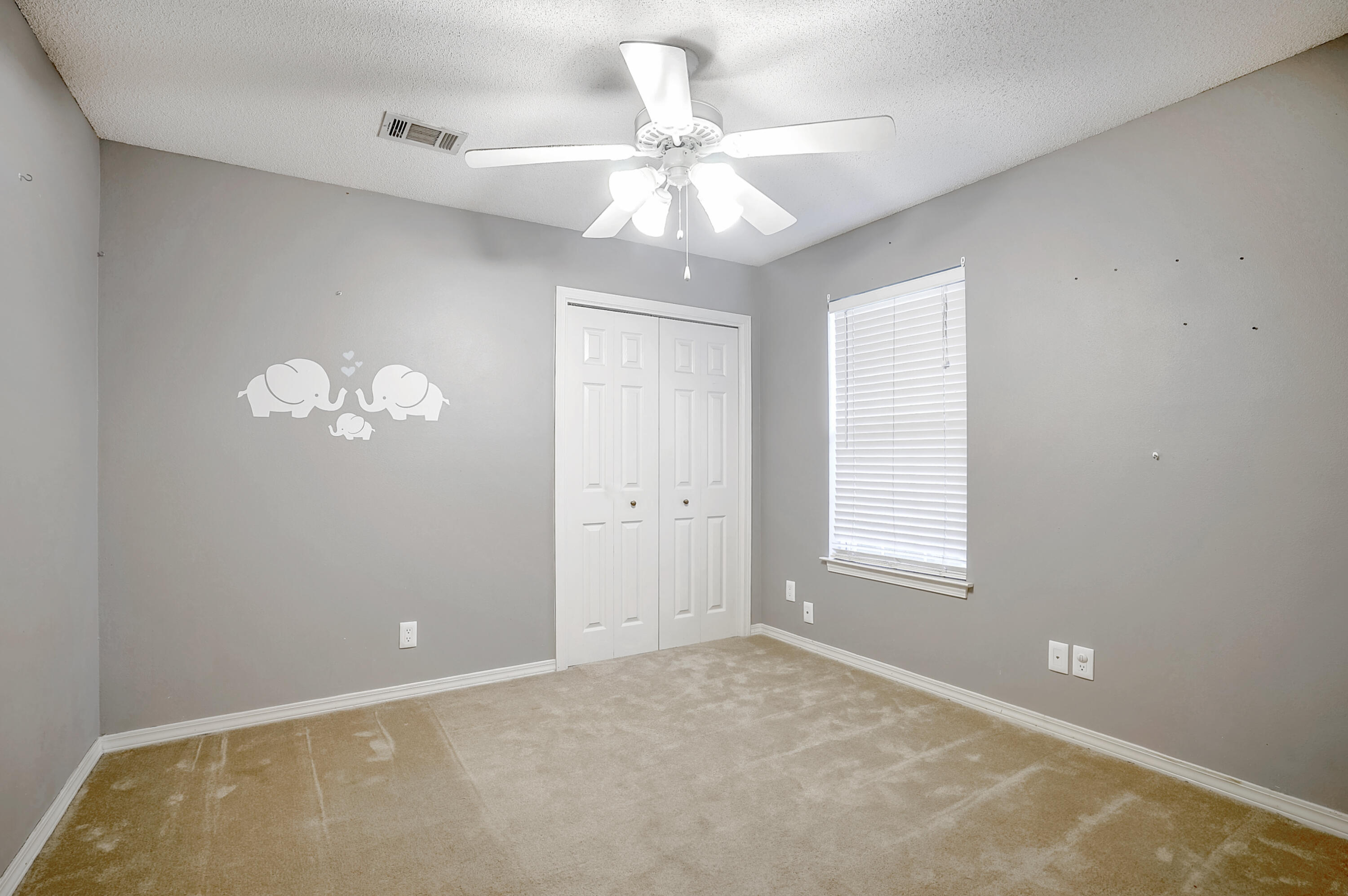 VILLA DANIELLE 1ST ADDN - Residential