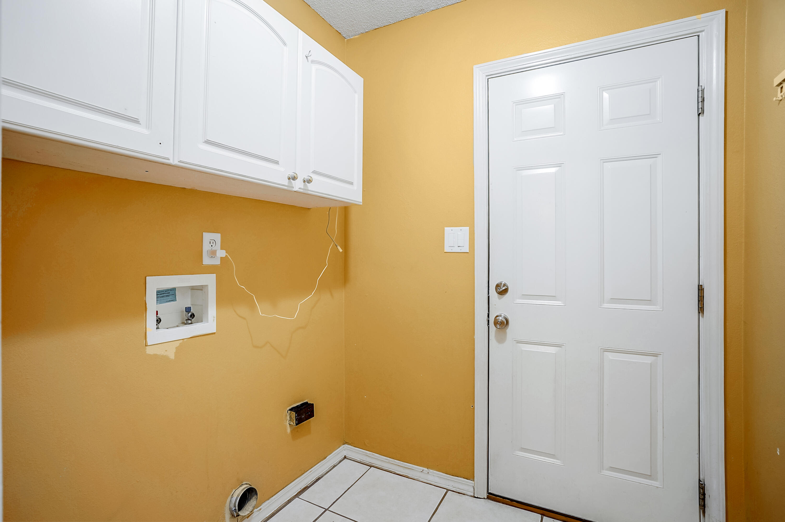 VILLA DANIELLE 1ST ADDN - Residential