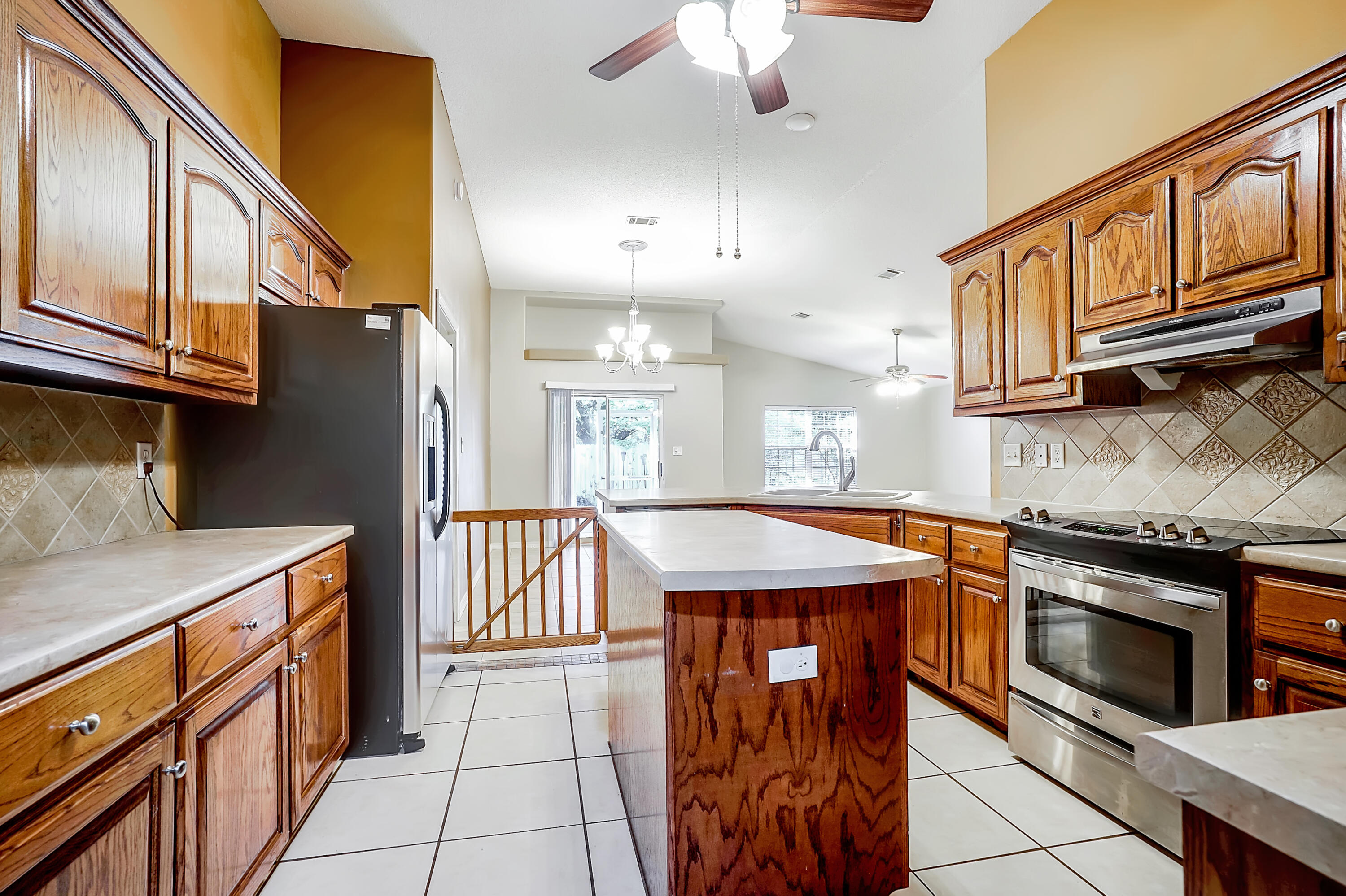 VILLA DANIELLE 1ST ADDN - Residential