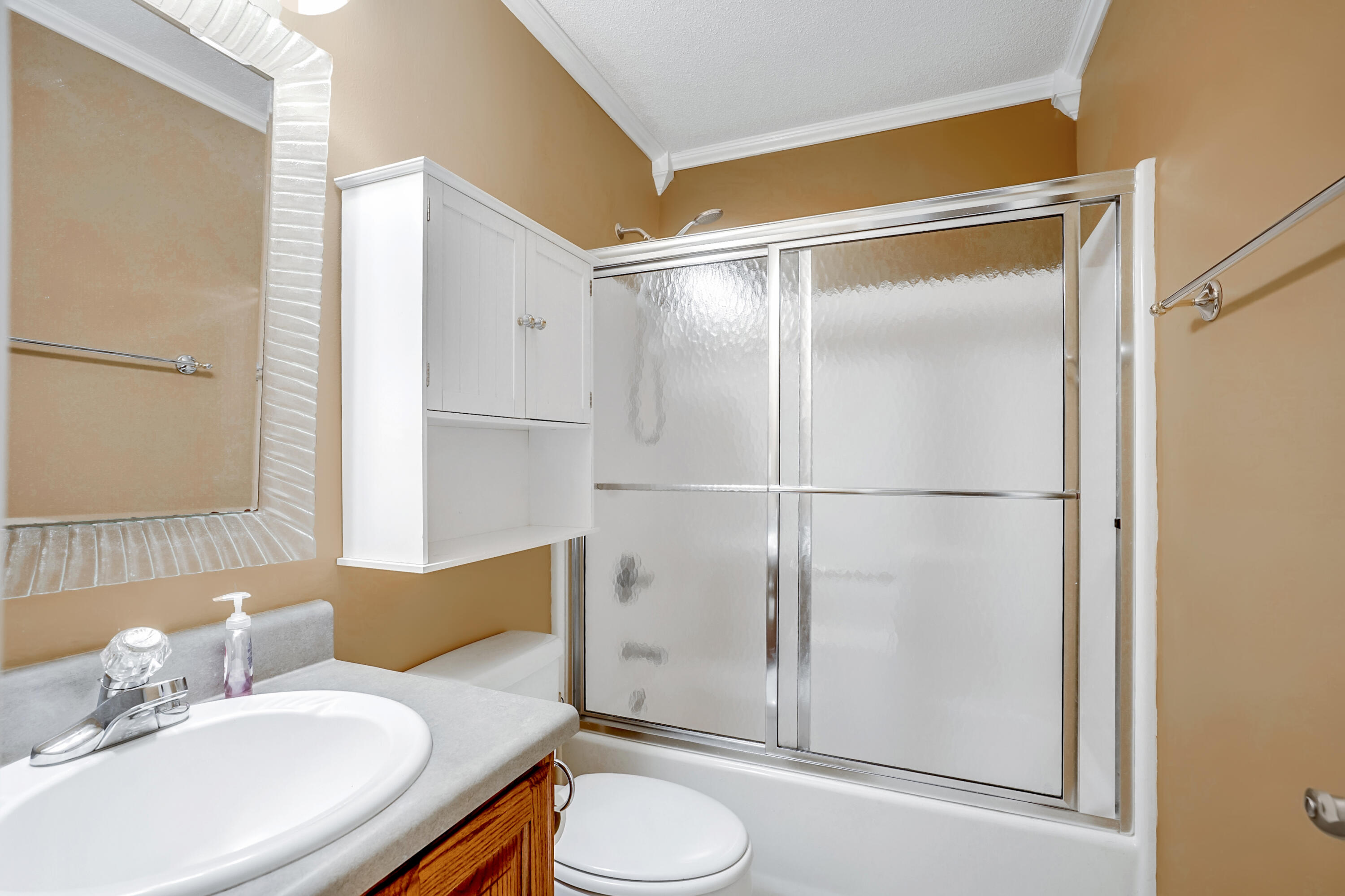 VILLA DANIELLE 1ST ADDN - Residential