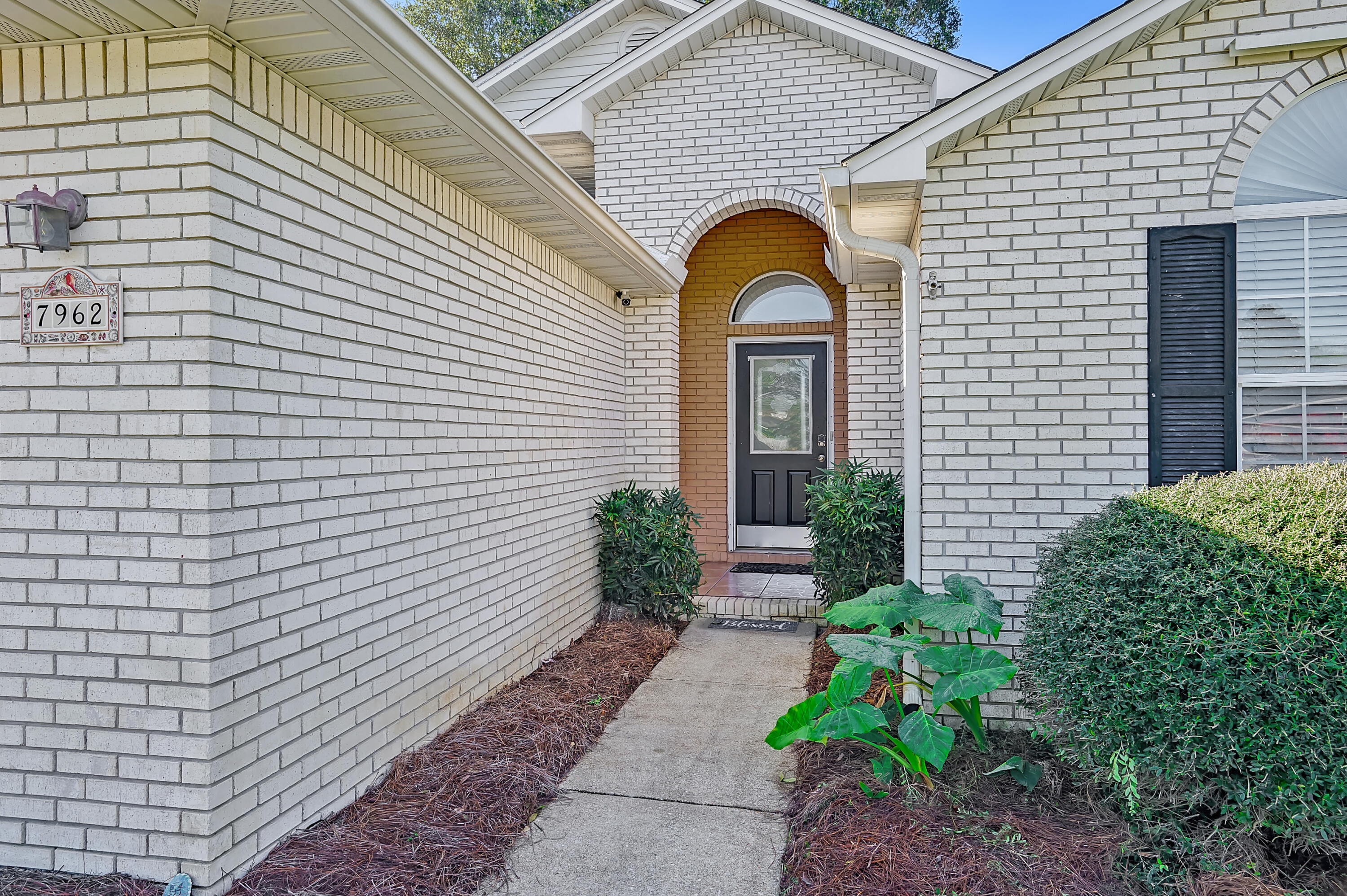 VILLA DANIELLE 1ST ADDN - Residential