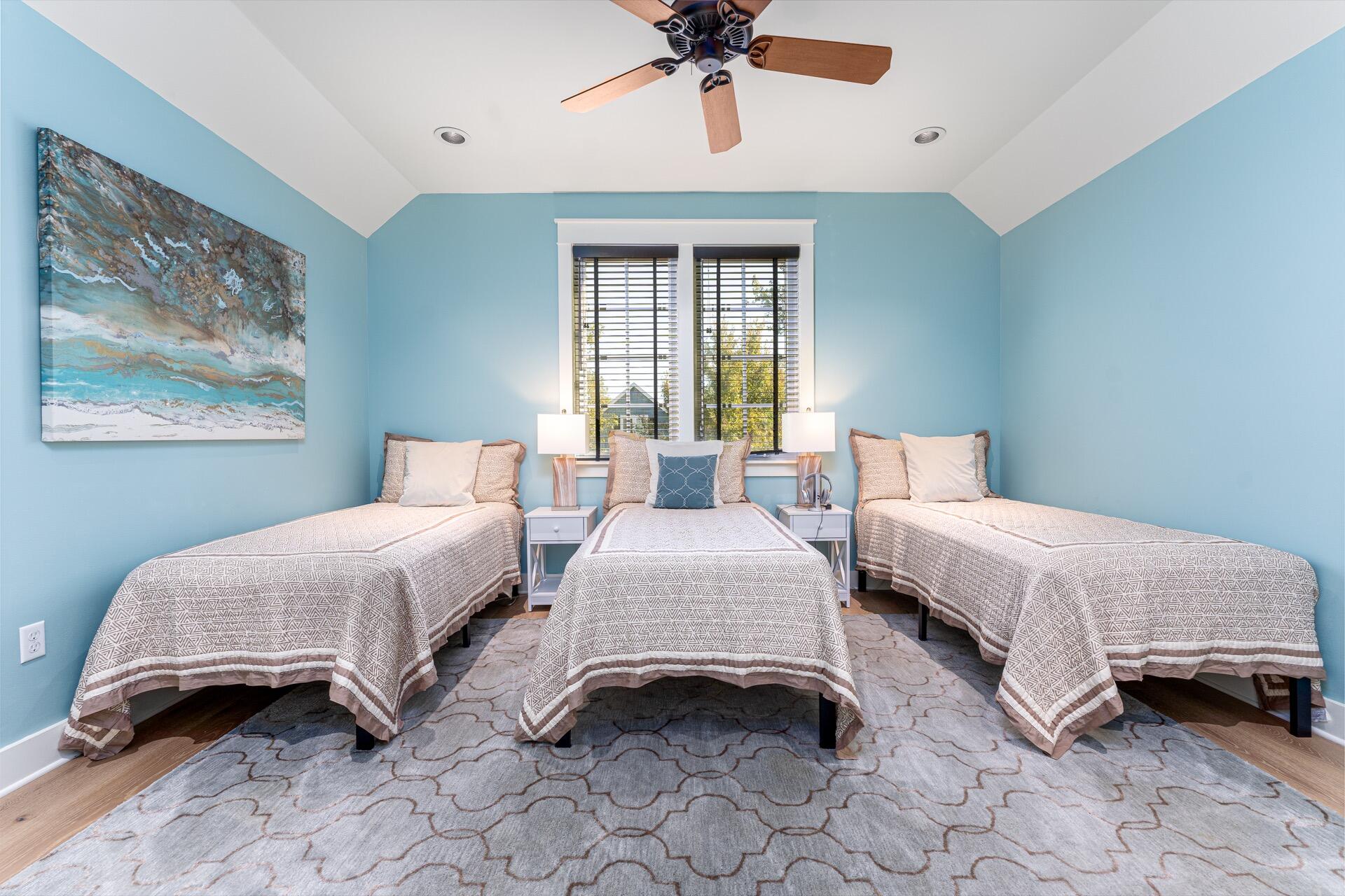 BUNGALOS AT SANDESTIN - Residential