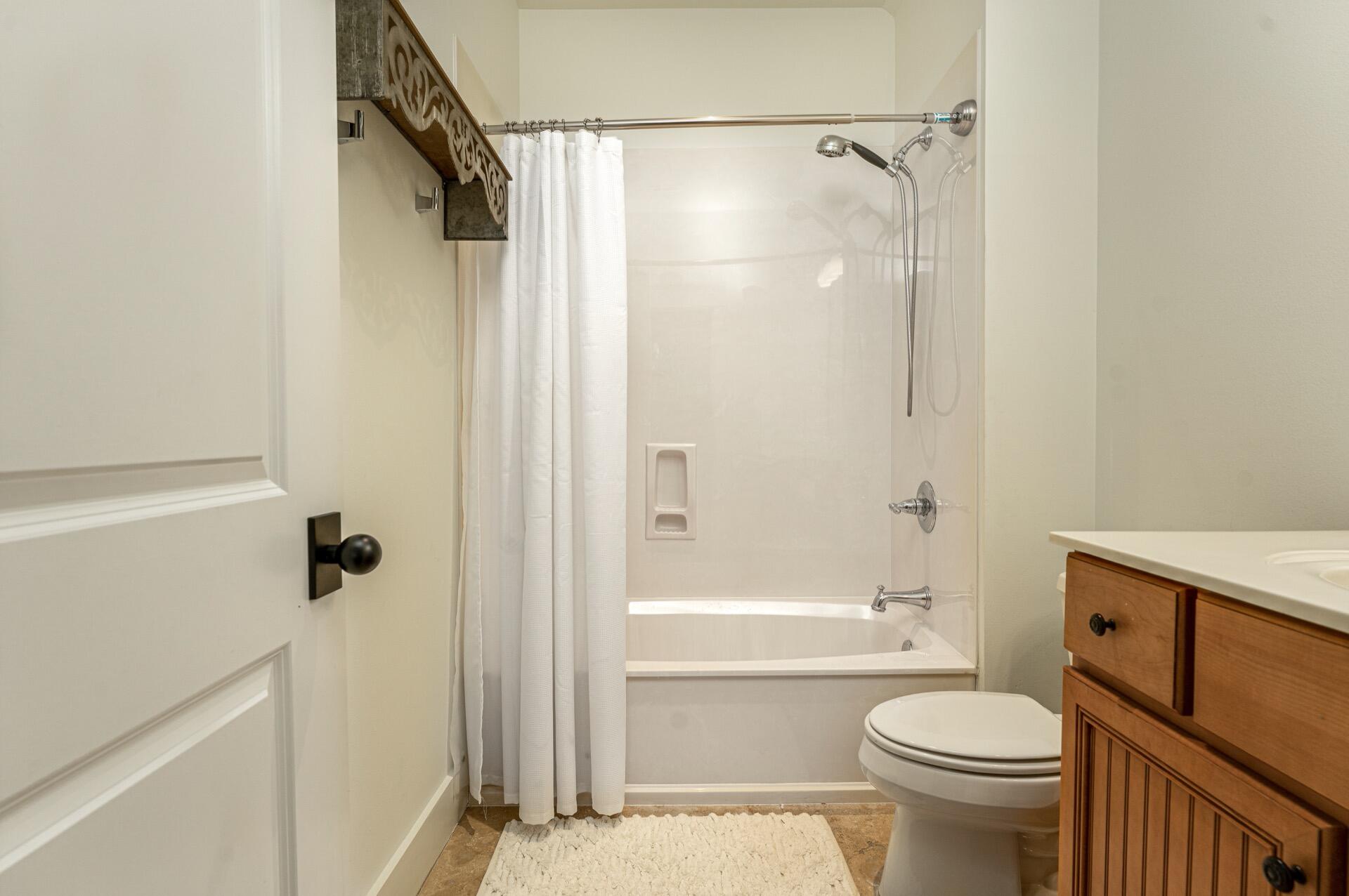 BUNGALOS AT SANDESTIN - Residential