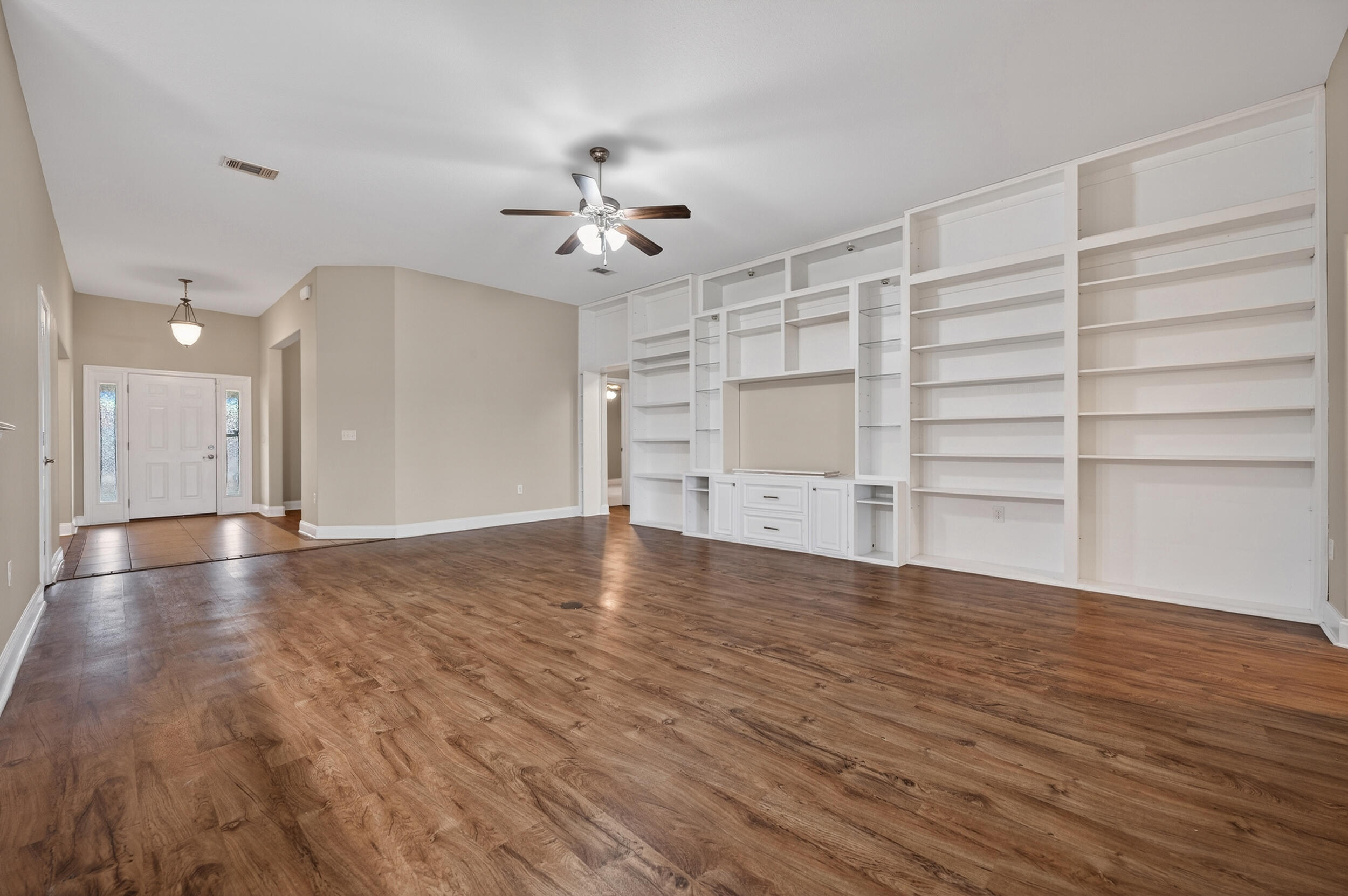 BROWNSTONE MANOR - Residential