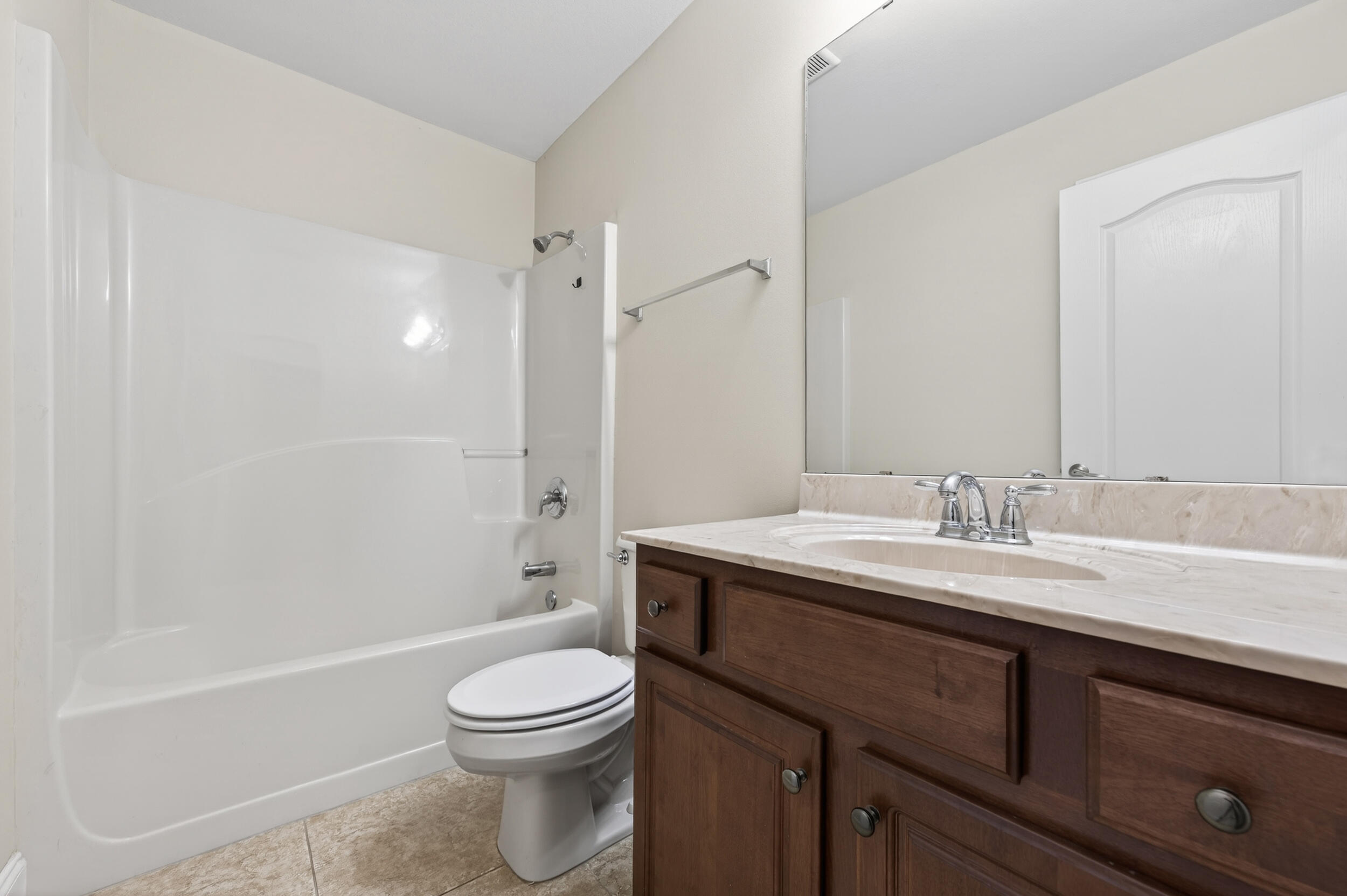 BROWNSTONE MANOR - Residential