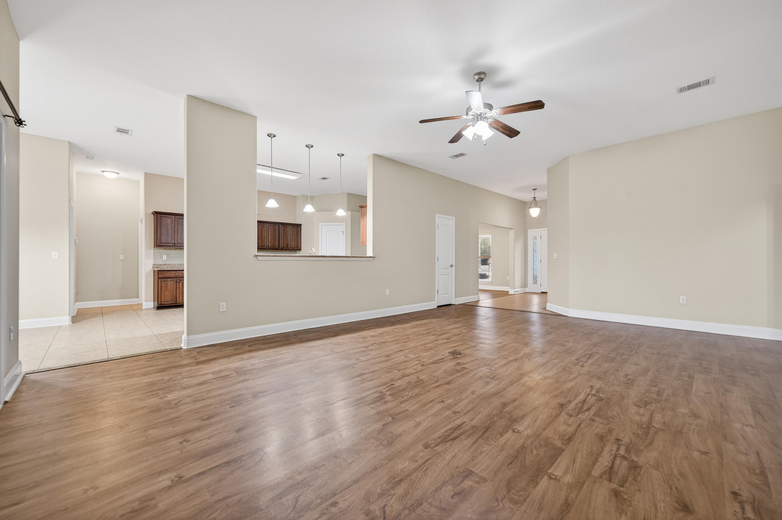 BROWNSTONE MANOR - Residential