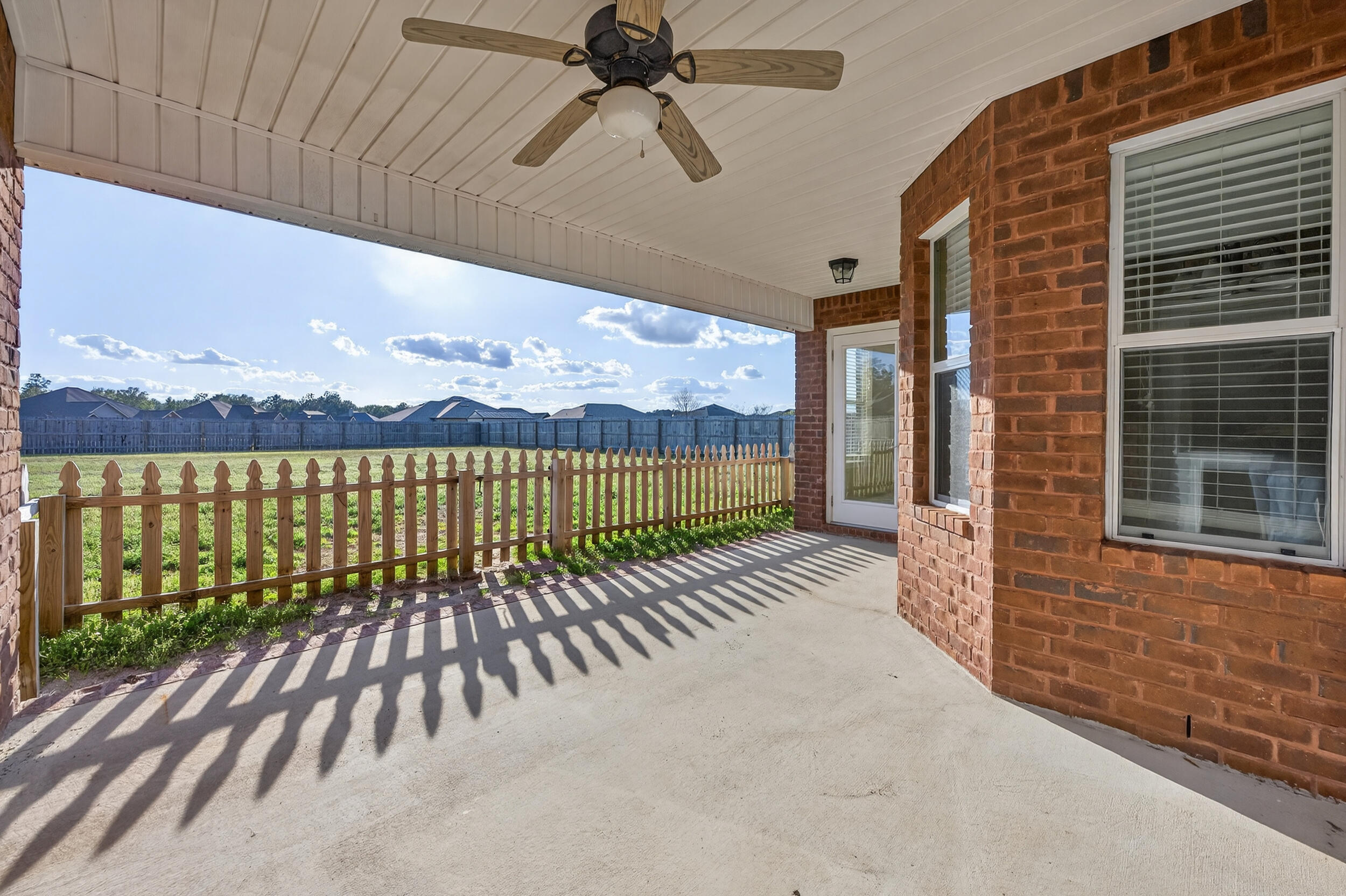 BROWNSTONE MANOR - Residential