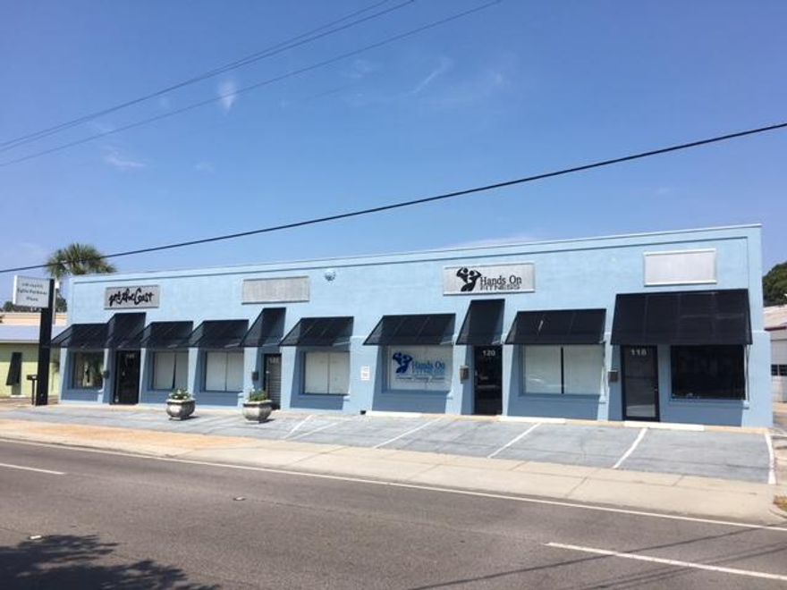 Completely renovated office space, perfect for a single occupant office. Open floor plan with restroom and storefront facing Eglin Parkway.
