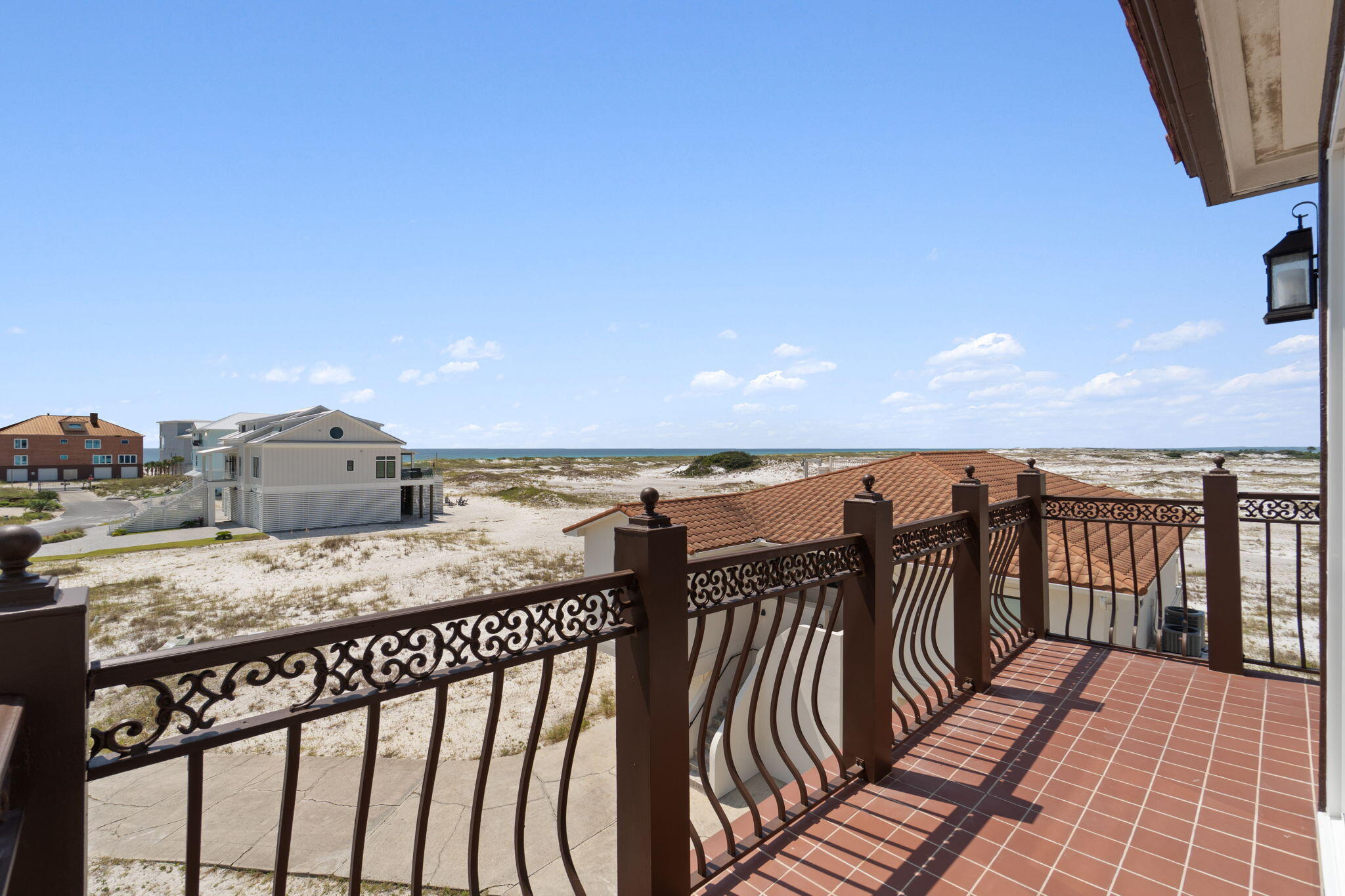 SAILMAKER COVE - Residential