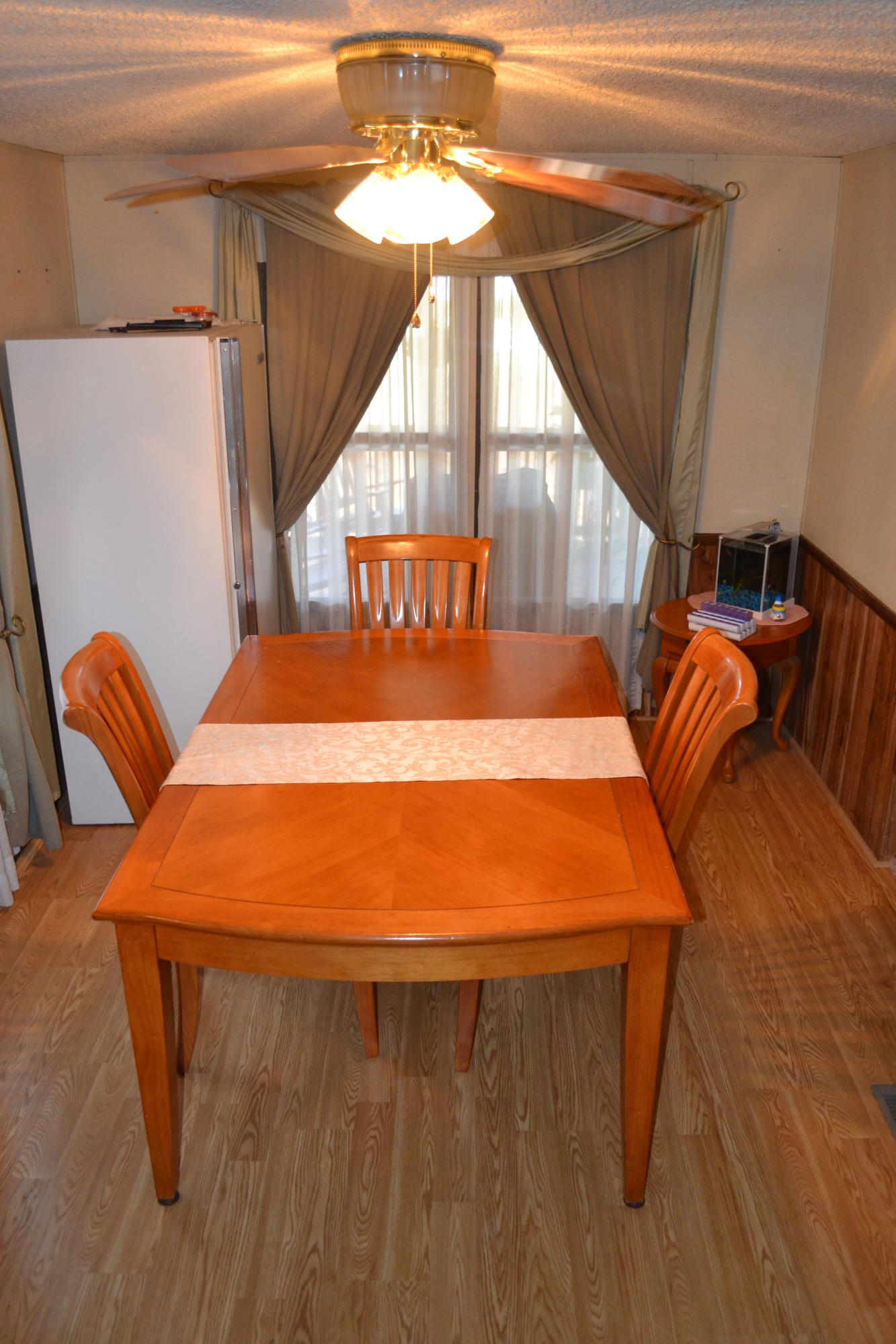 NAVARRE 2ND ADD LOT 10 BLK 24AS DES IN OR 1022 PG 599 LESS ALL MINERAL RIGHTS - Residential