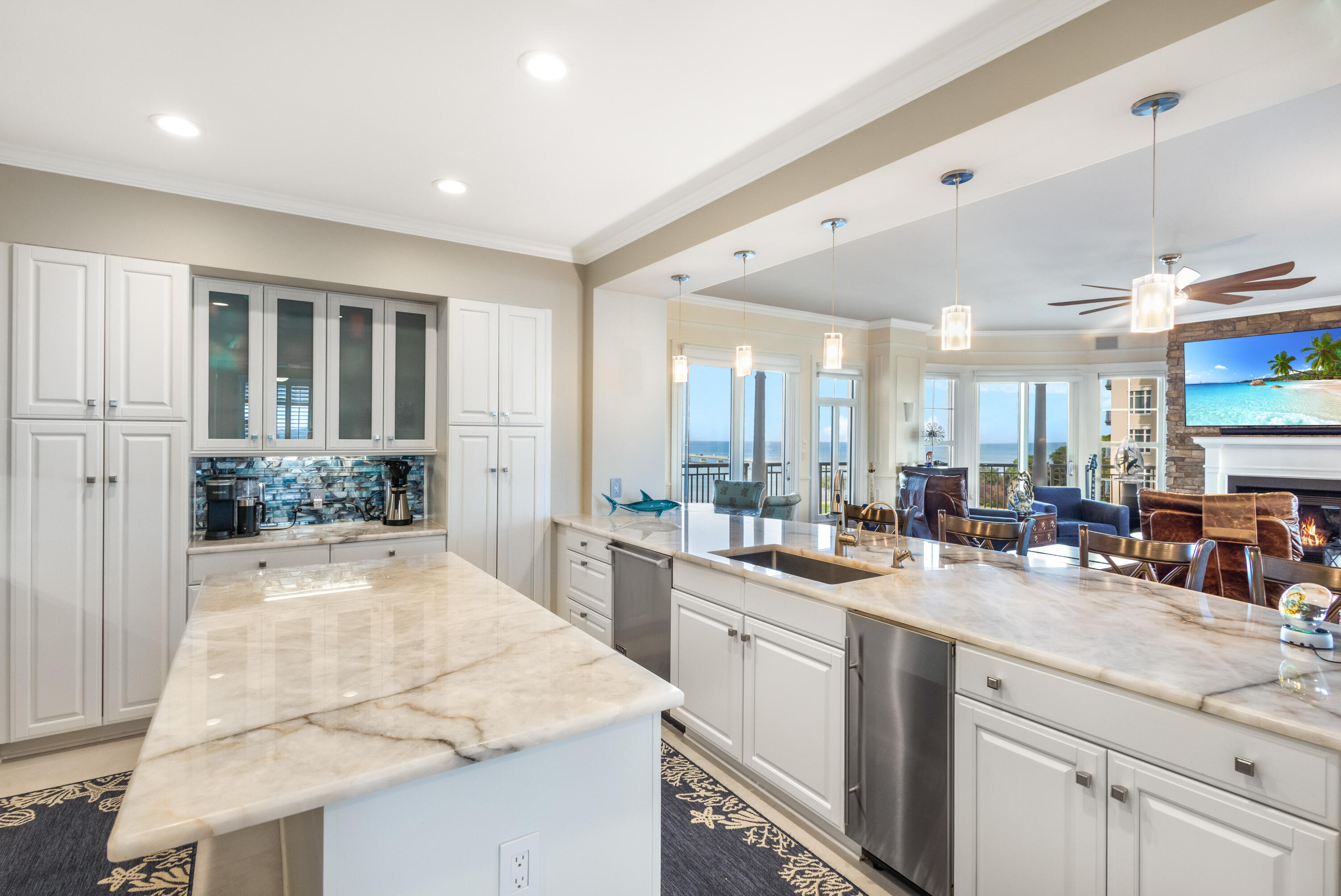 ONE WATER PLACE AT KELLY PLANTATION - Residential