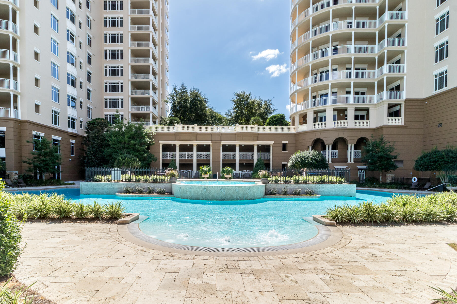 ONE WATER PLACE AT KELLY PLANTATION - Residential