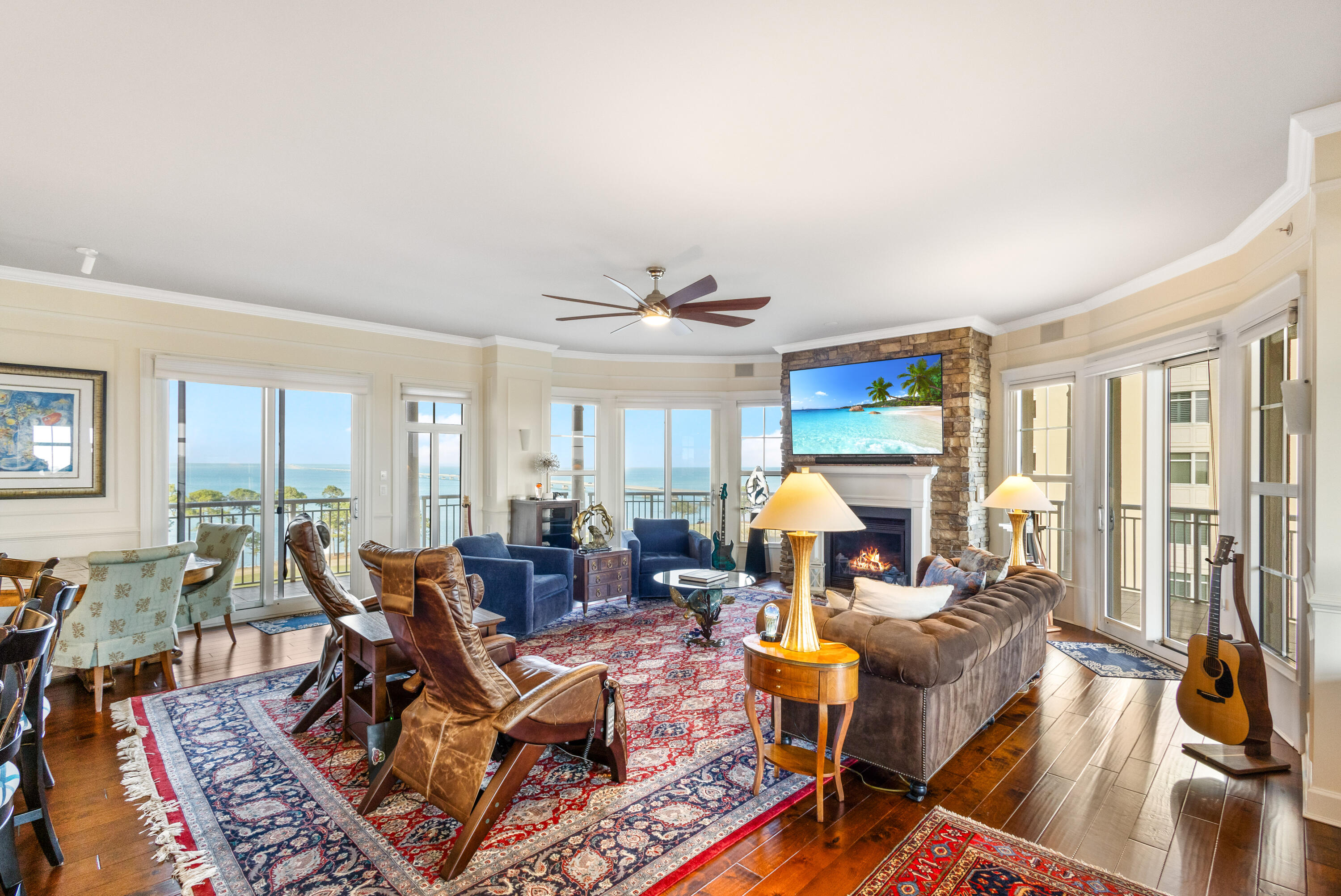 ONE WATER PLACE AT KELLY PLANTATION - Residential