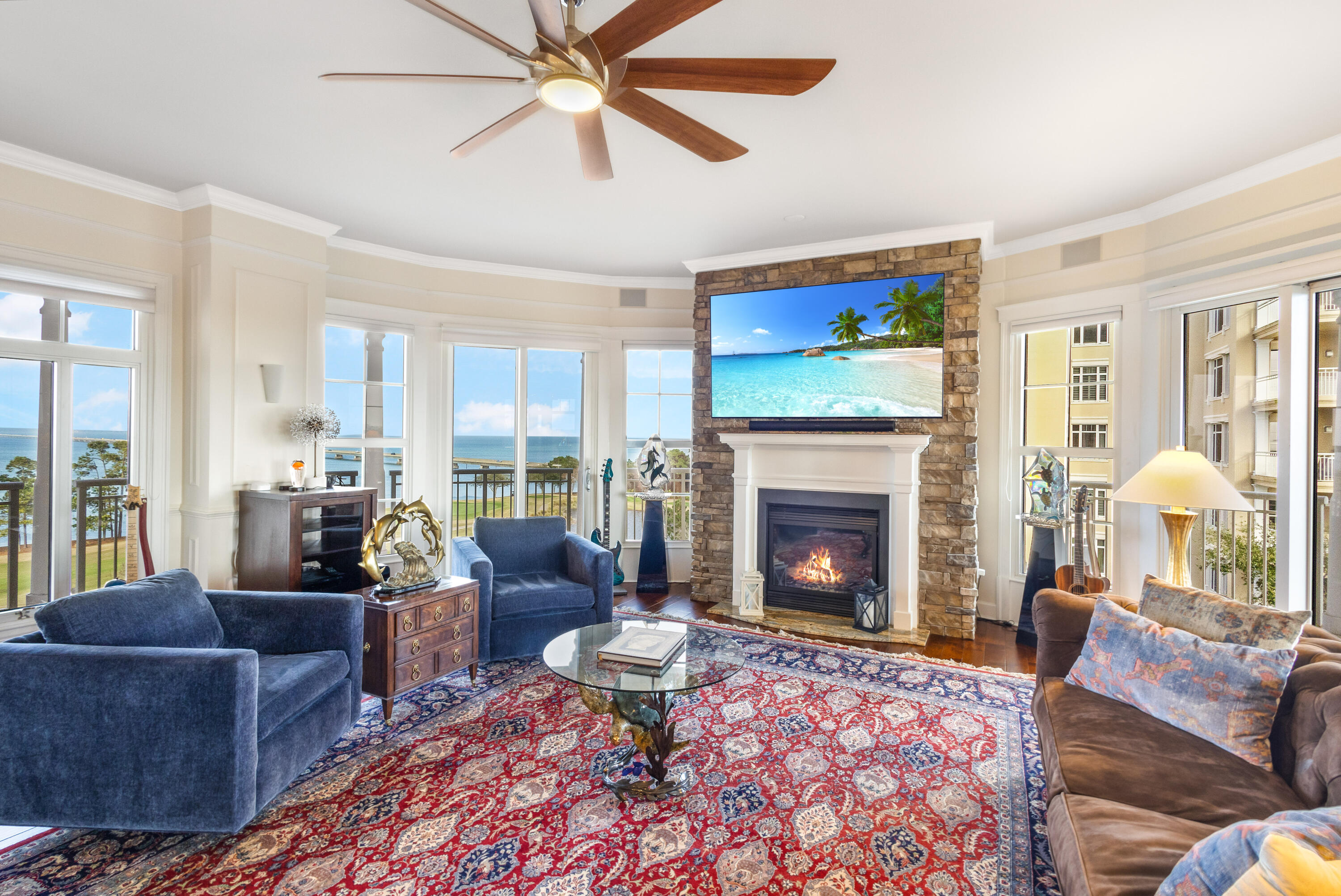 ONE WATER PLACE AT KELLY PLANTATION - Residential