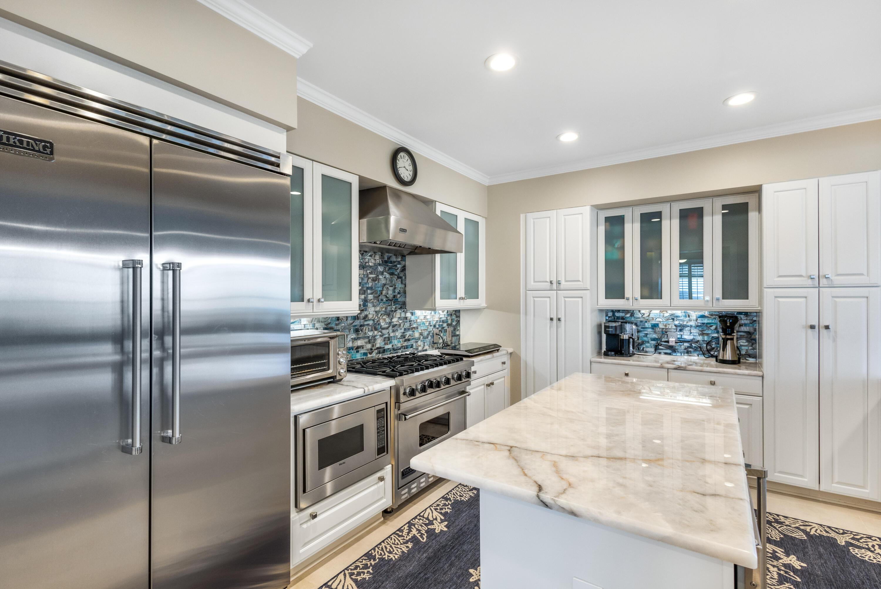 ONE WATER PLACE AT KELLY PLANTATION - Residential