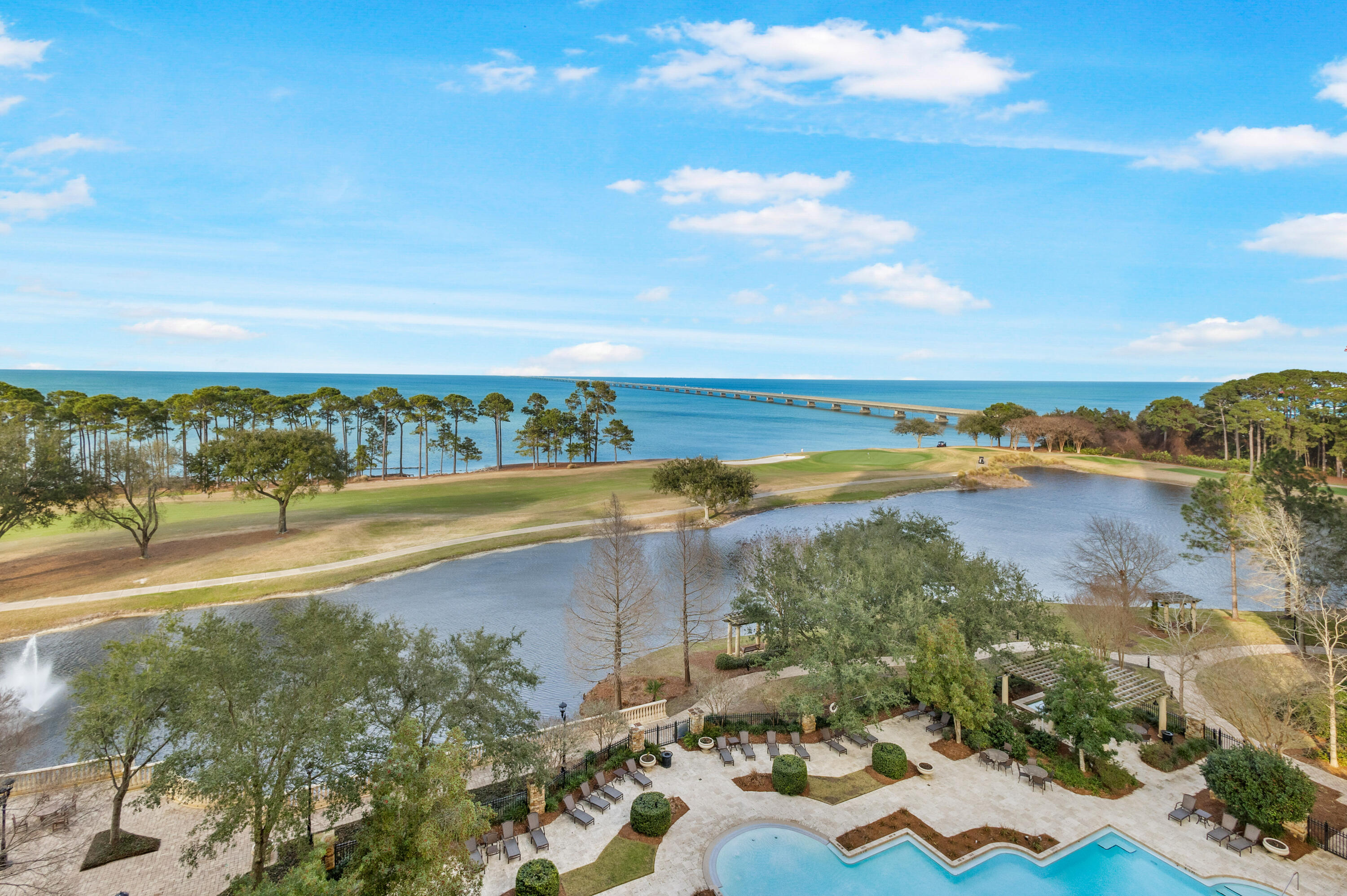 ONE WATER PLACE AT KELLY PLANTATION - Residential