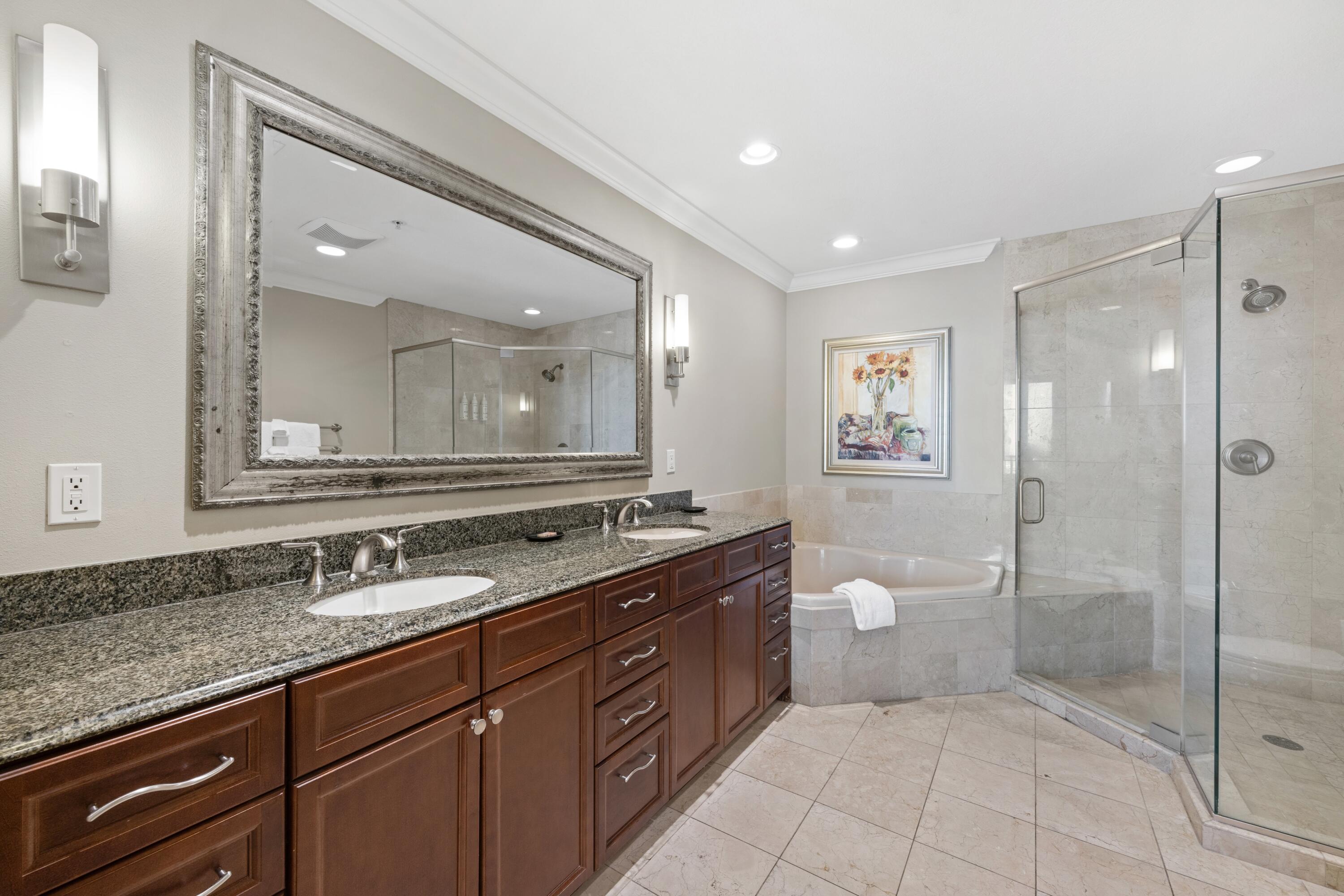 Emerald Grande - Residential