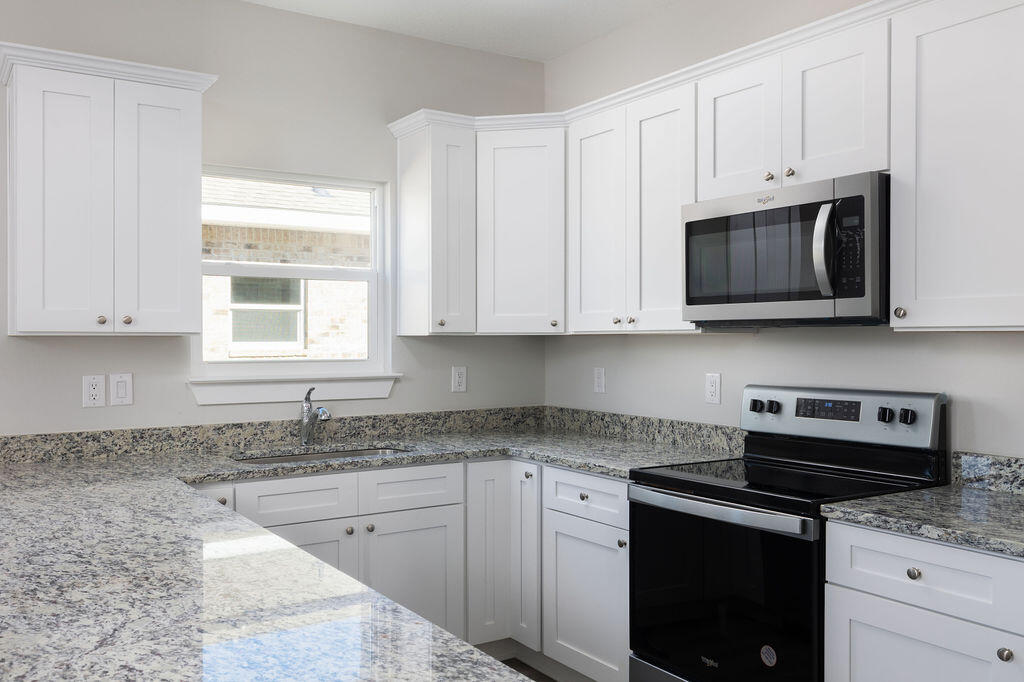 WILDWOOD LAKES - Residential