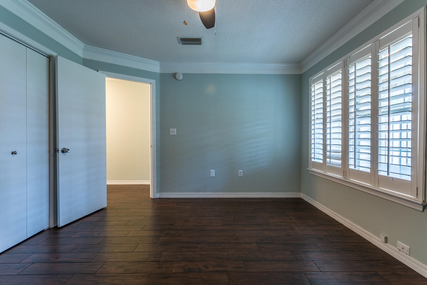 ESCADA - Residential Lease