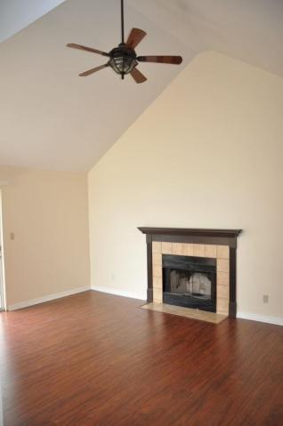 YORKTOWN AT WILLOW BEND - Residential Lease