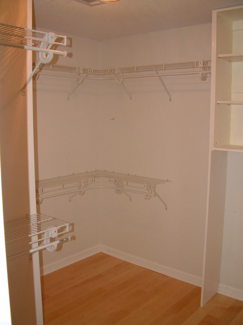 EMERALD VILLAGE S/D - Residential