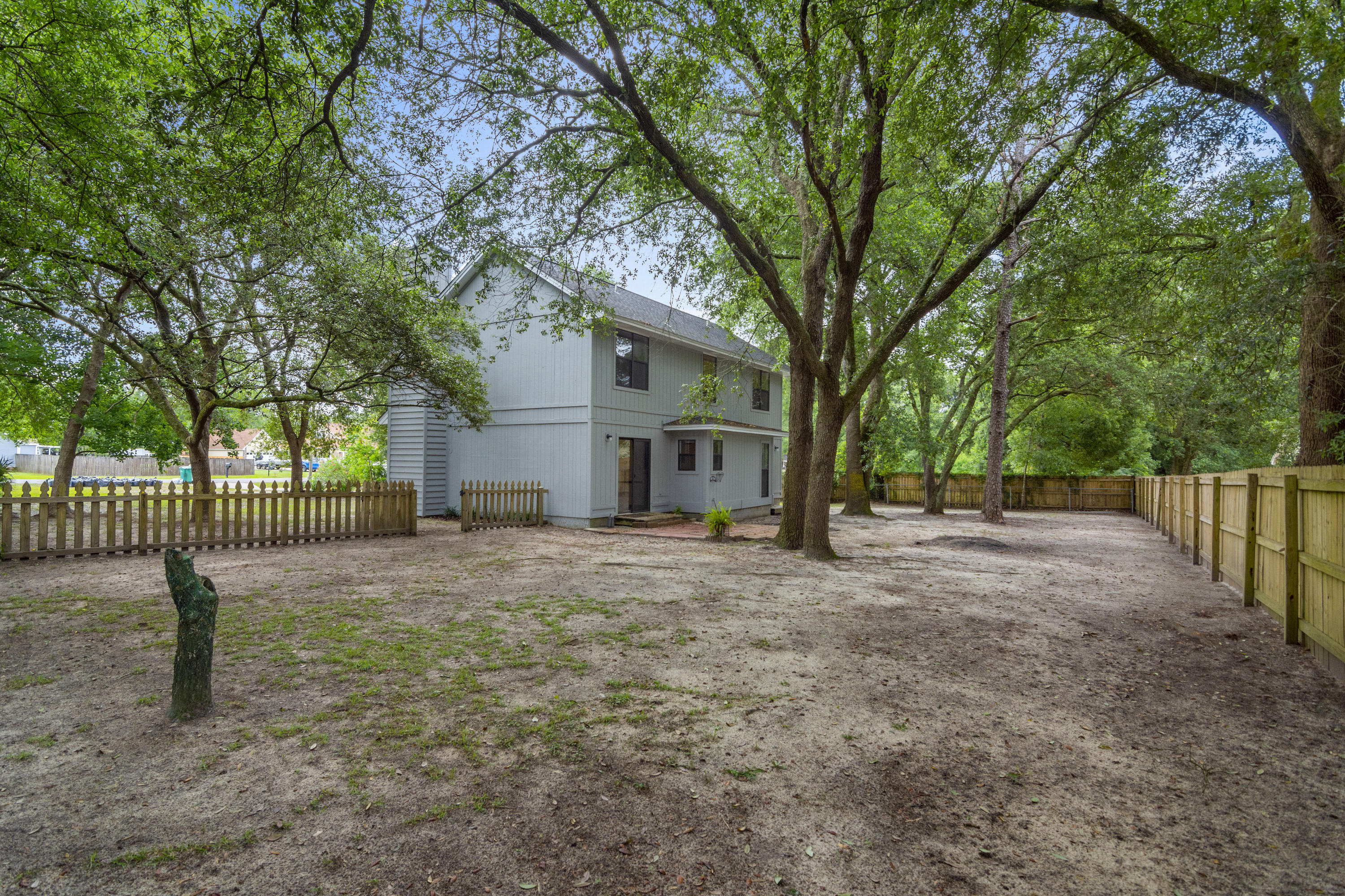 PAGE PLACE - Residential