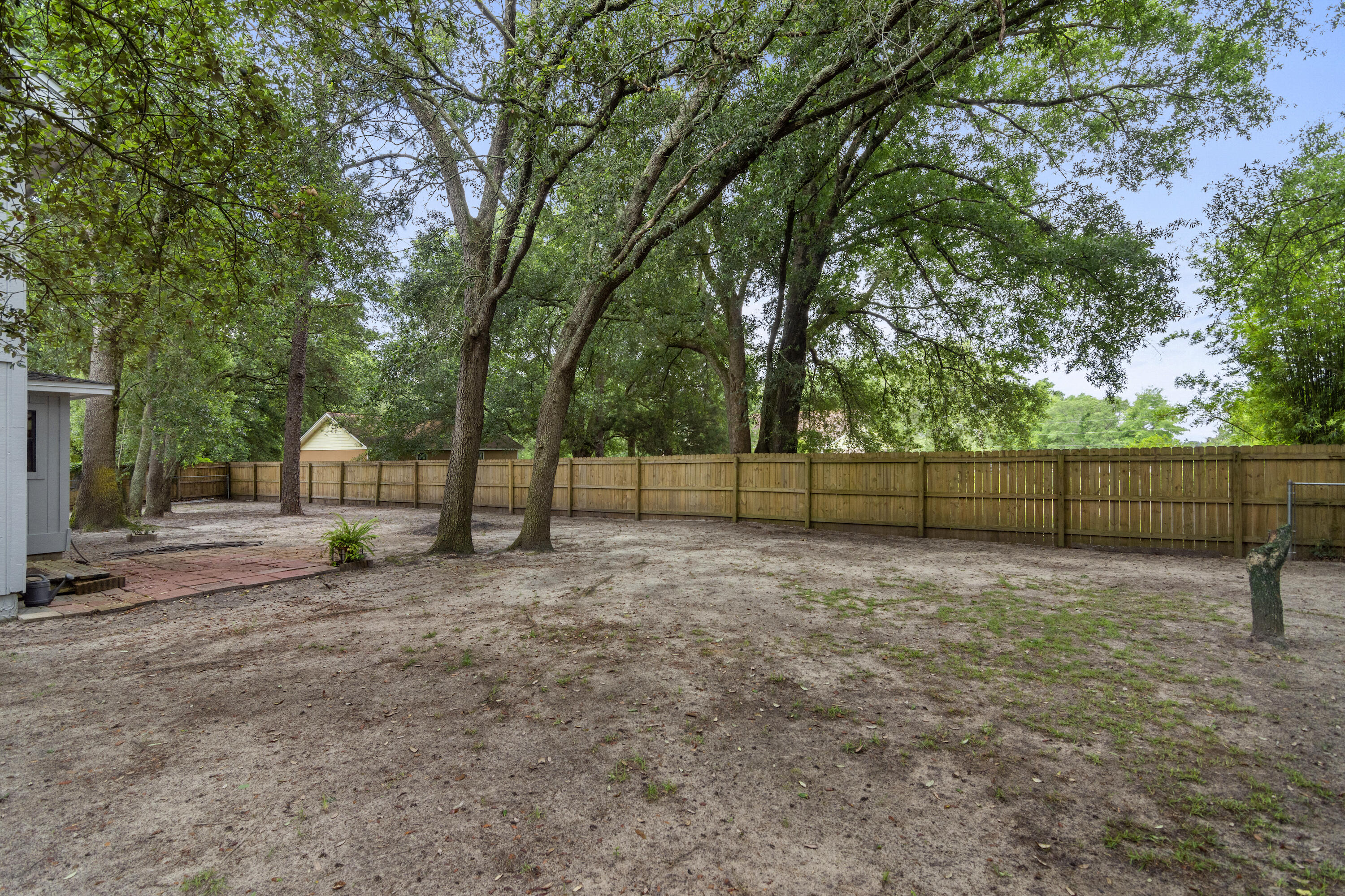 PAGE PLACE - Residential