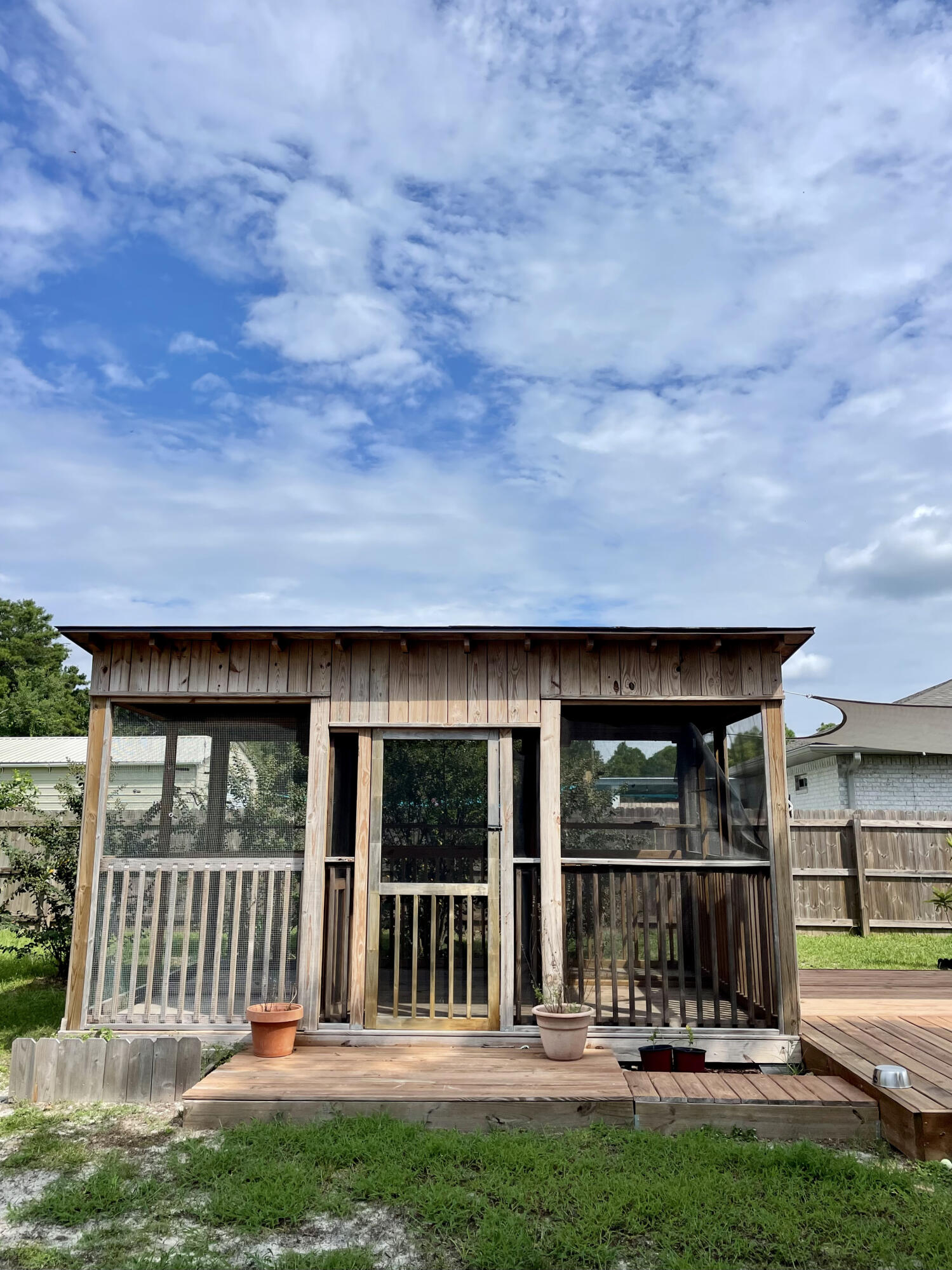 WYNNEHAVEN BEACH ESTATES - Residential