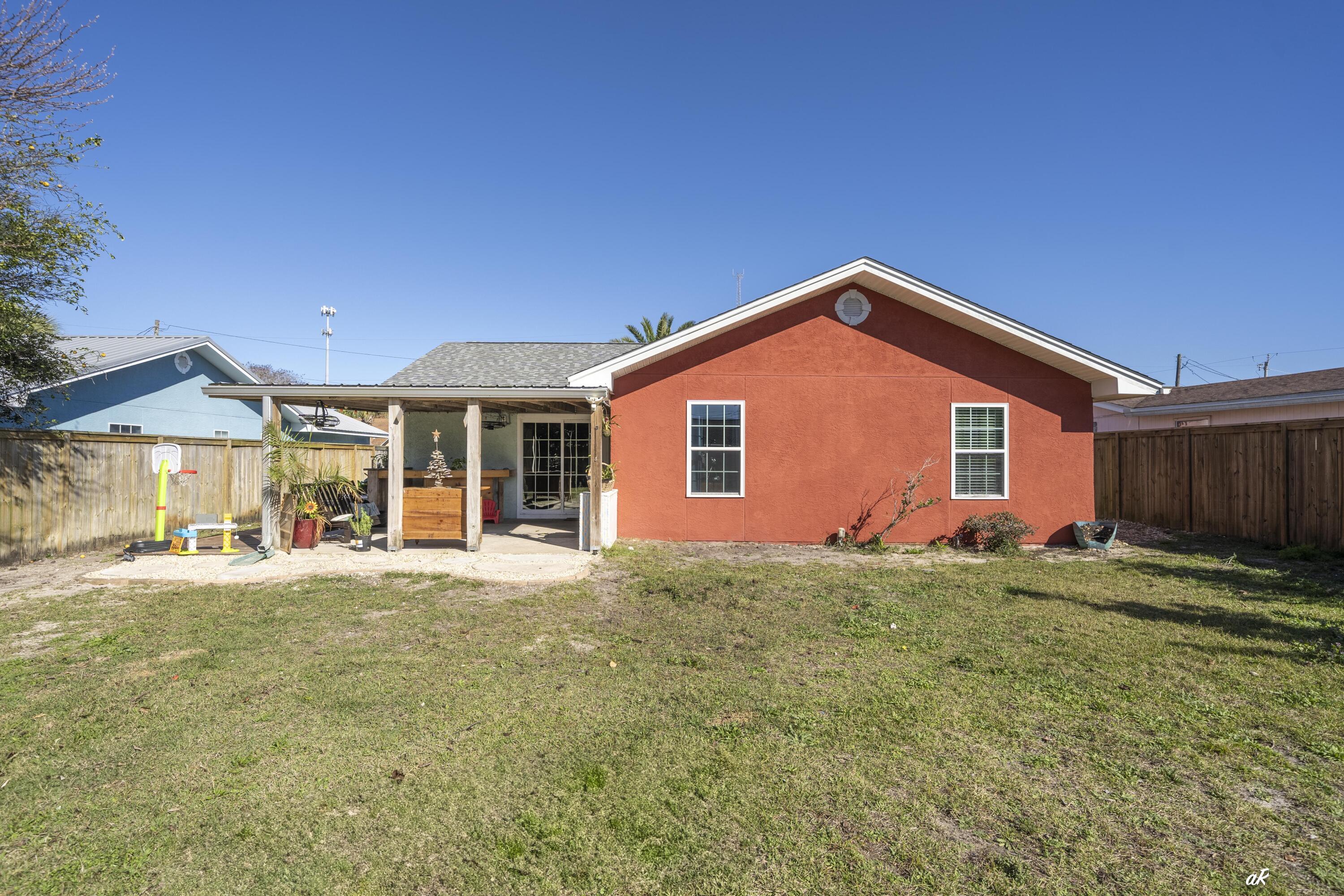 EL CENTRO BEACH - Residential