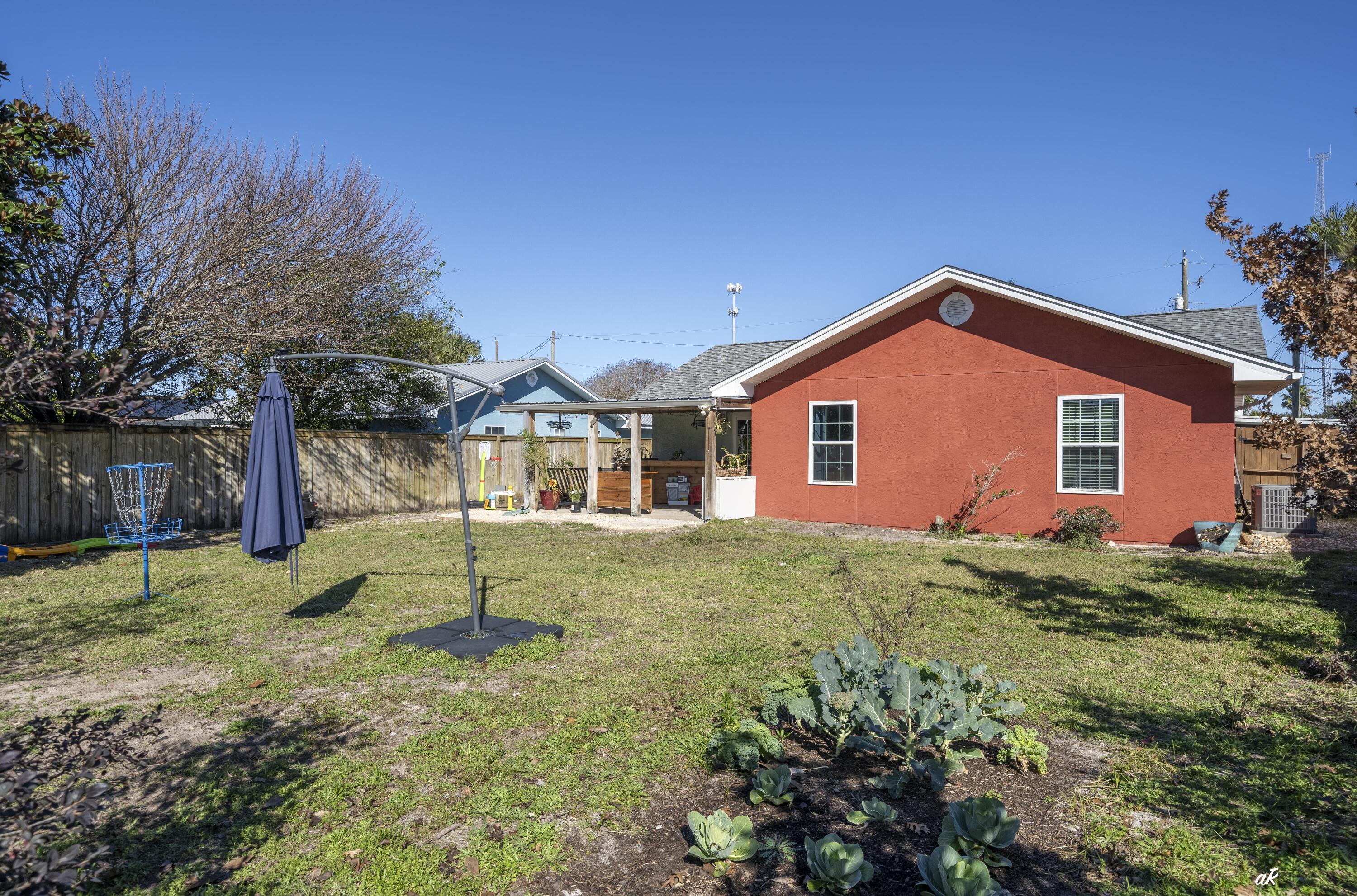 EL CENTRO BEACH - Residential