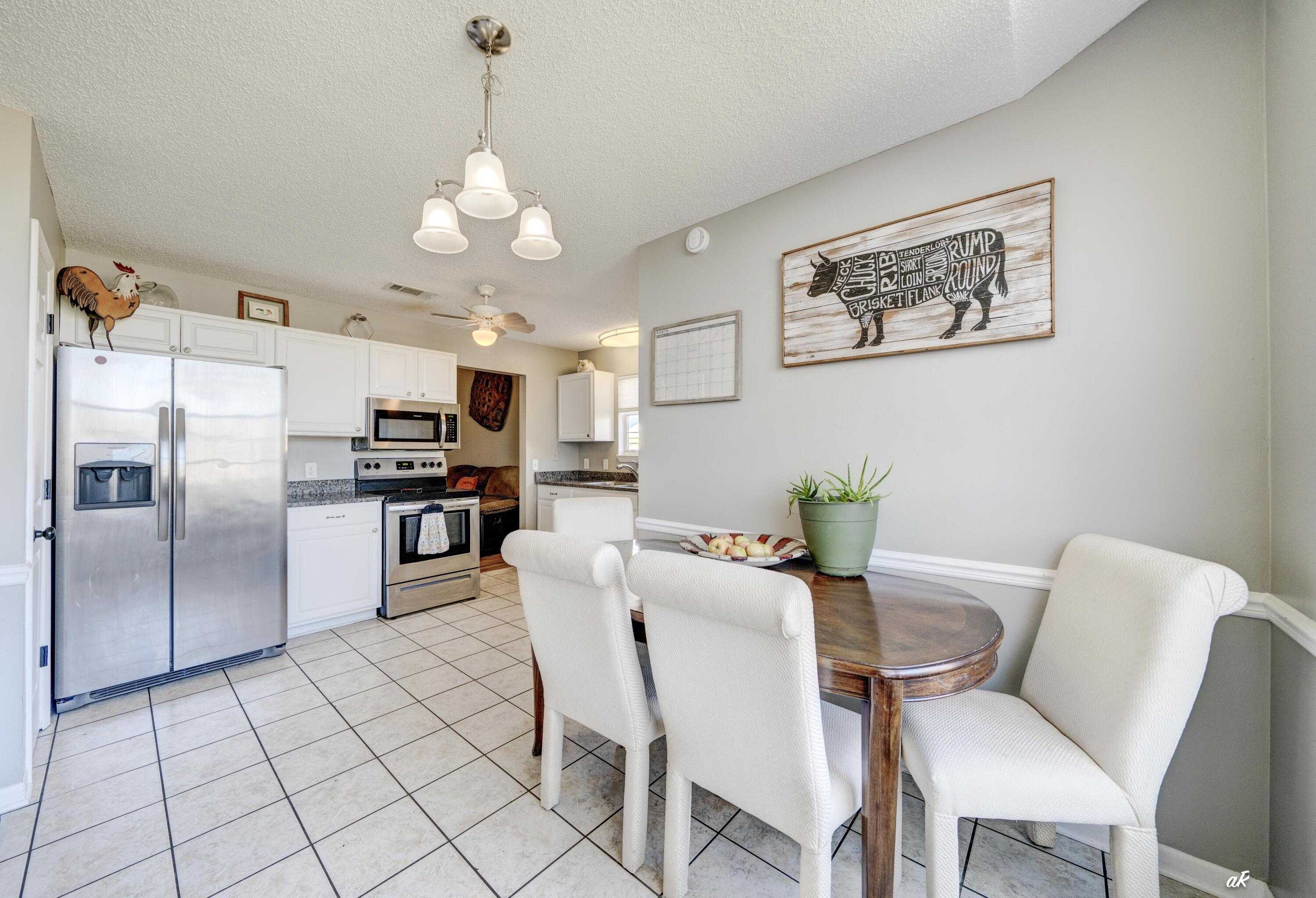 EL CENTRO BEACH - Residential