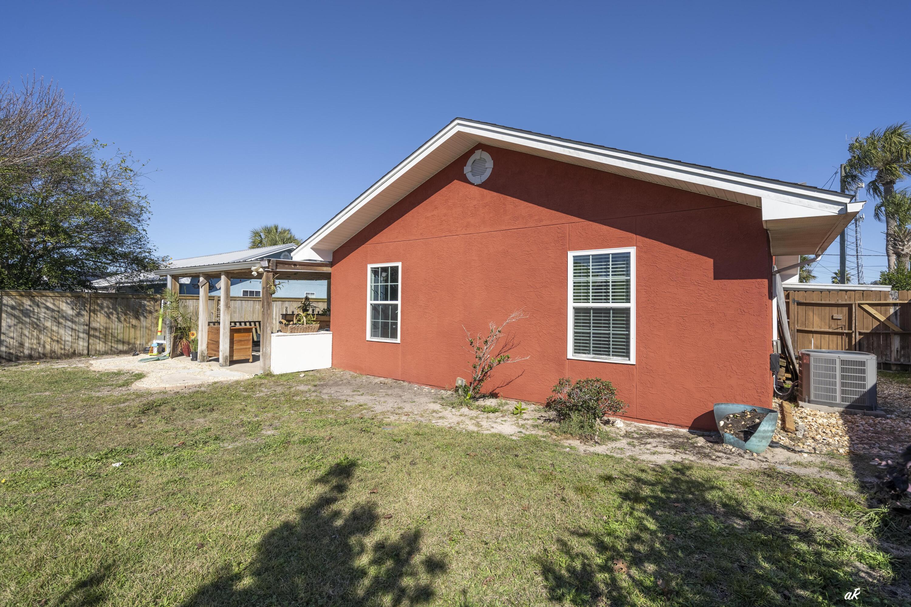 EL CENTRO BEACH - Residential
