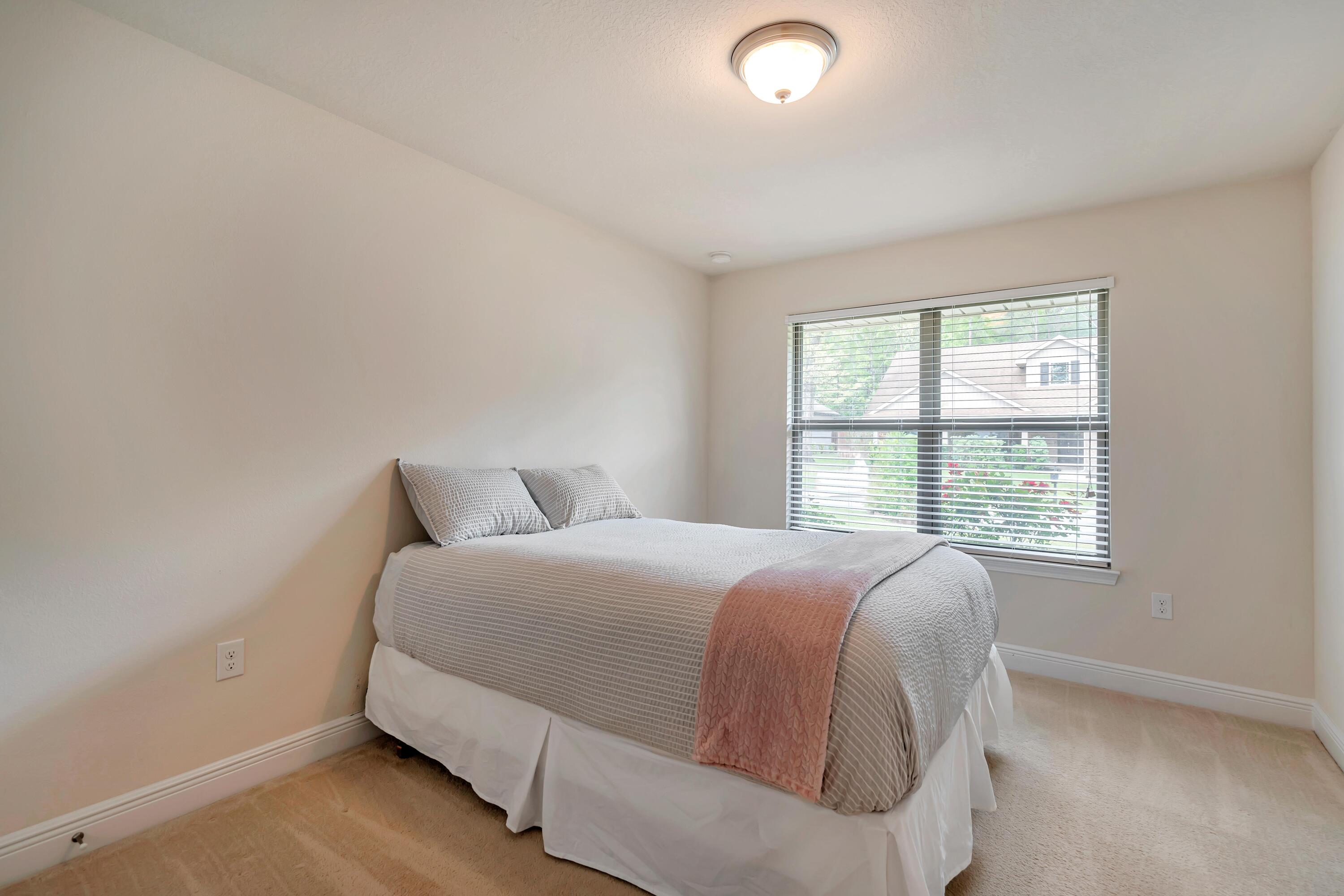 ZARCHARY ESTATES - Residential