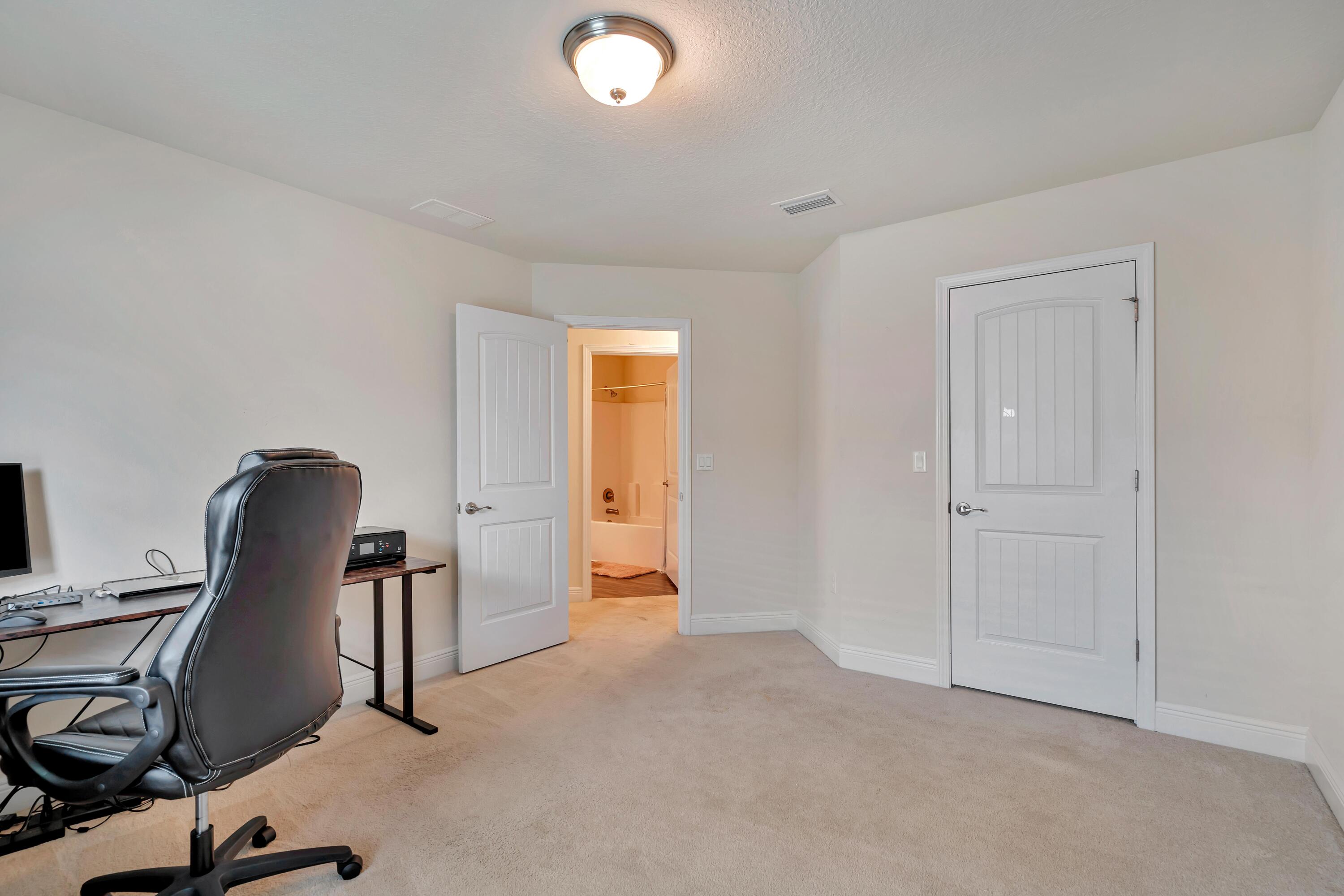 ZARCHARY ESTATES - Residential